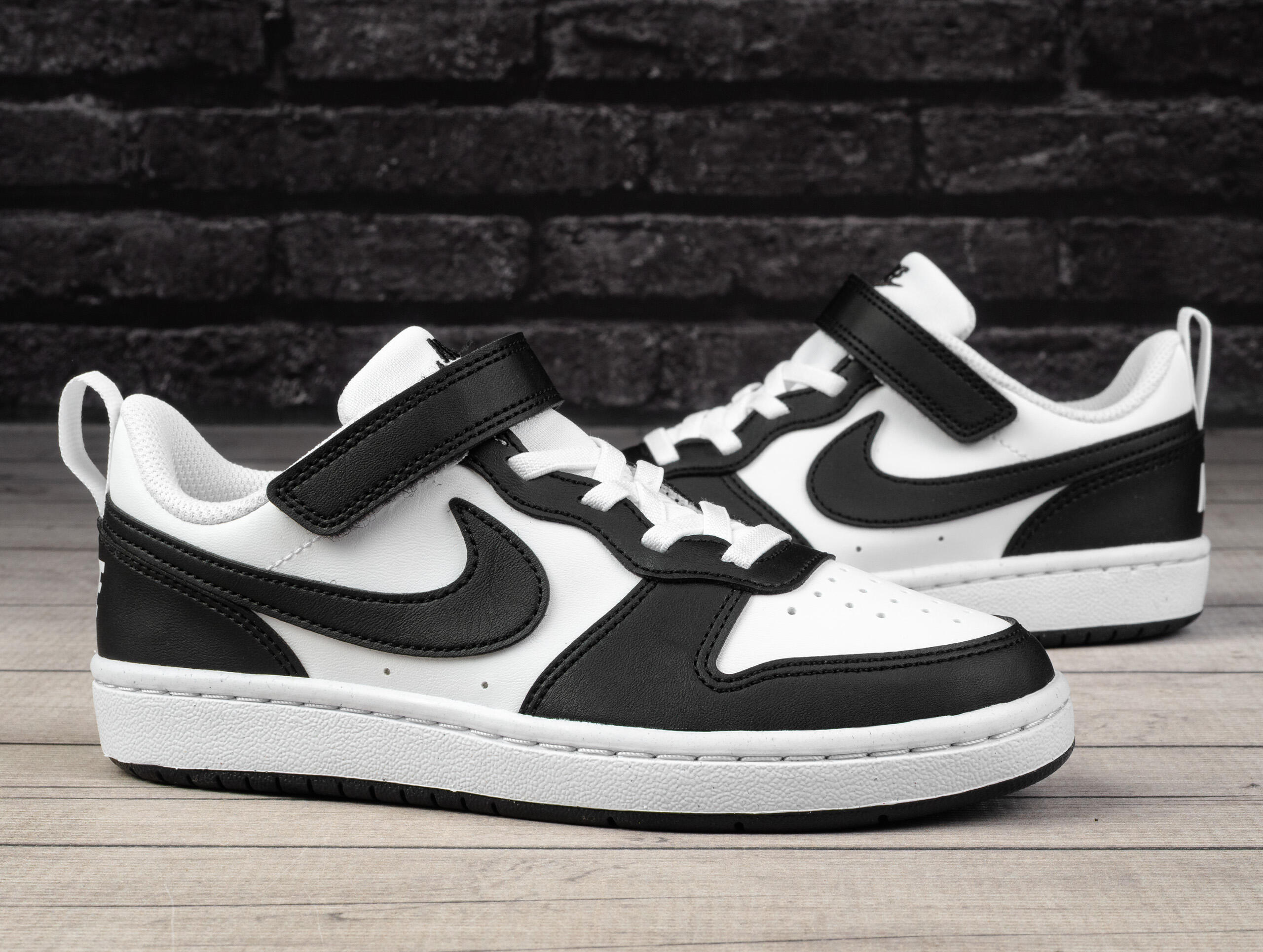 NIKE COURT BOROUGH Kinder-Sportschuhe mit Klettverschluss 2/7