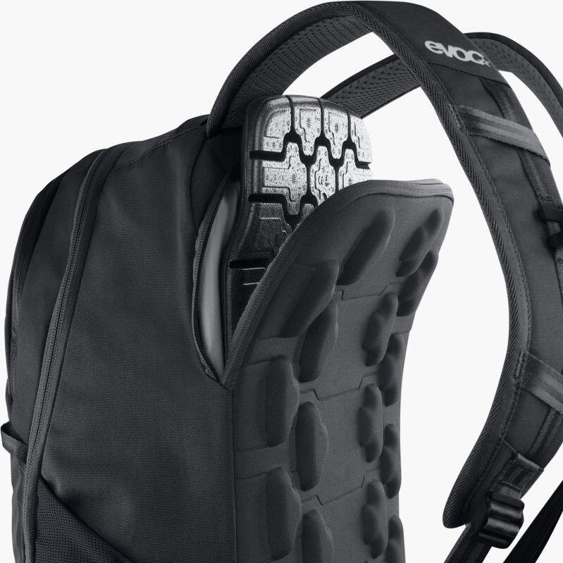 Evoc Commute Pro 22L Preto 4/5