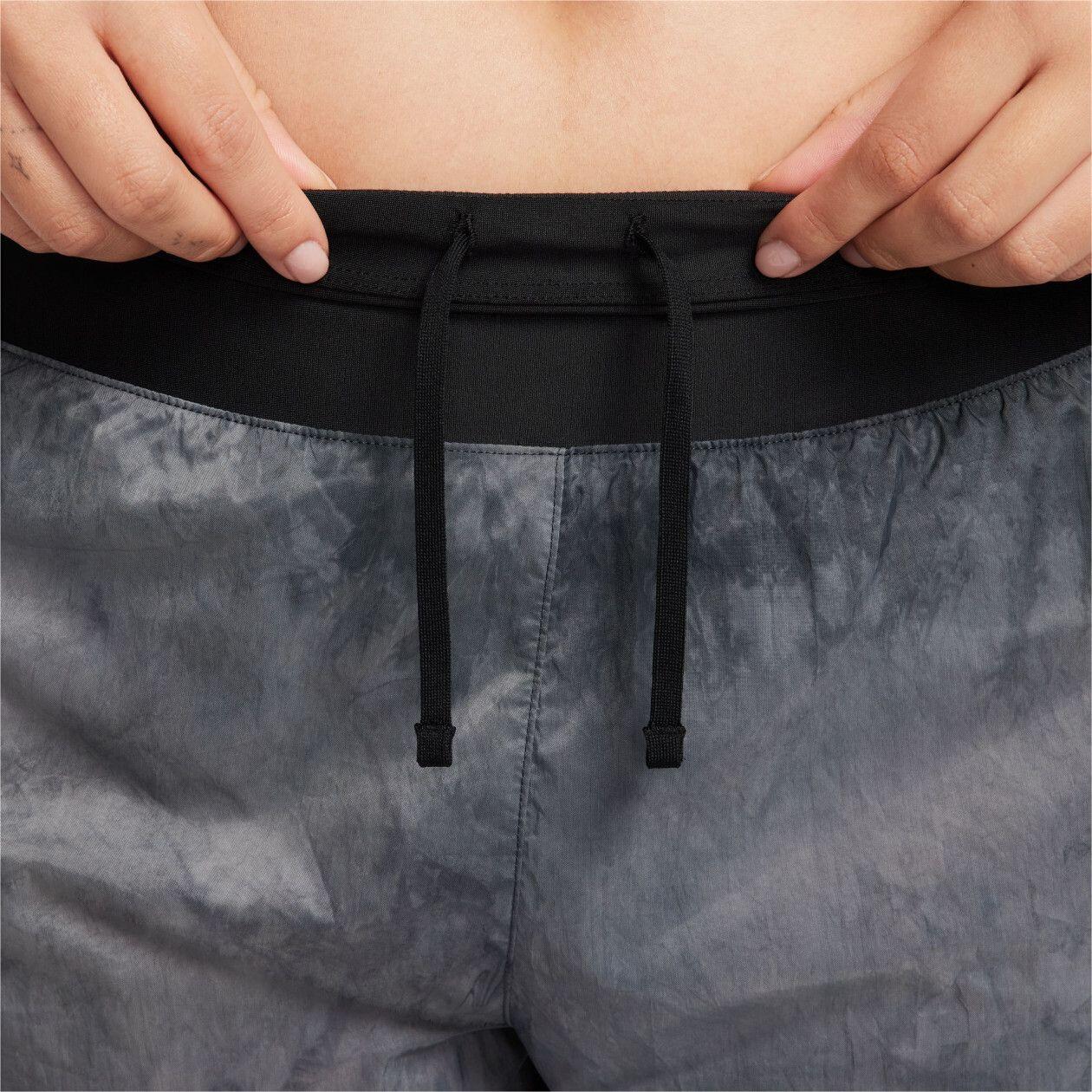 Nike Trail Repel Women's Water Repellent Short 8cm Black 4/5