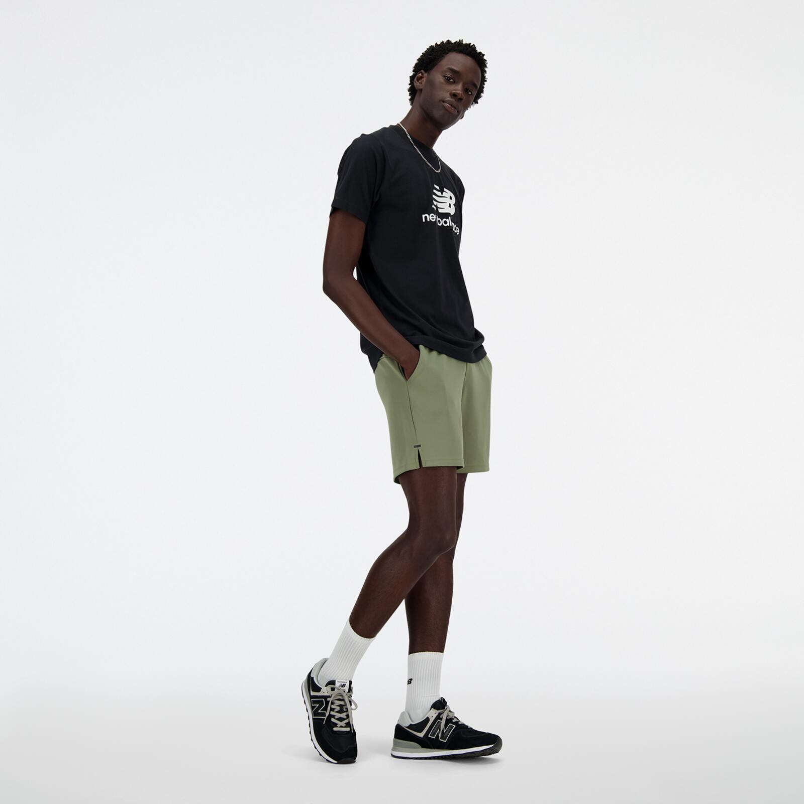 T-shirt New balance modèle MT41502BK pour homme 6/6