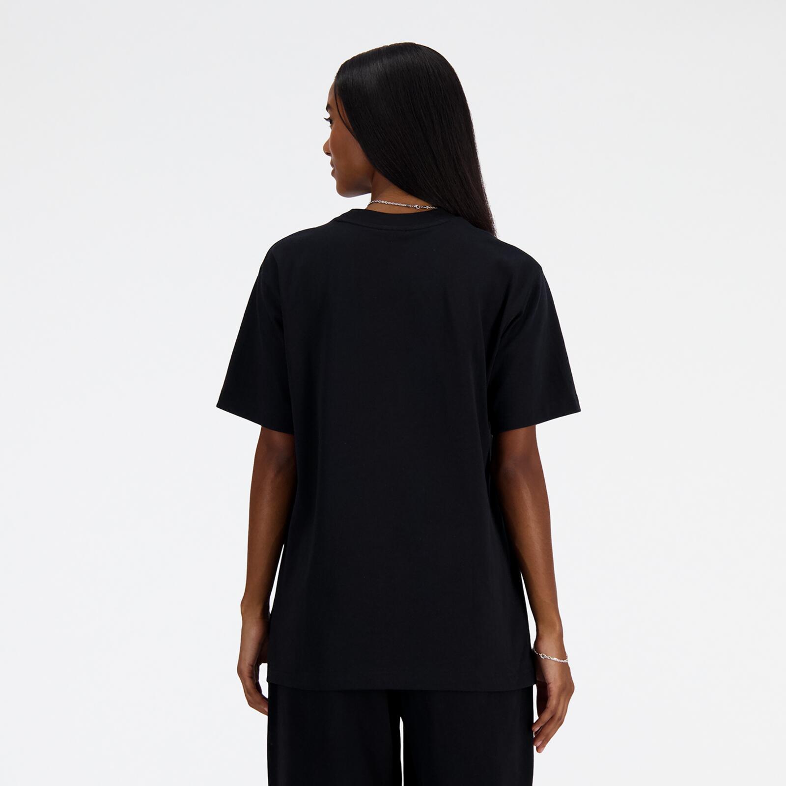 NEW BALANCE - T-shirt 6/7