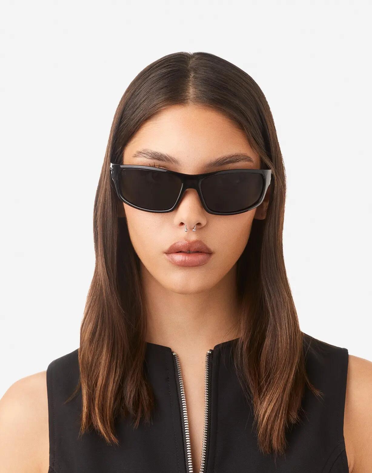 HAWKERS - Lunettes de soleil pour Homme et Femme polarisés noirs noirs - BOOST 6/8