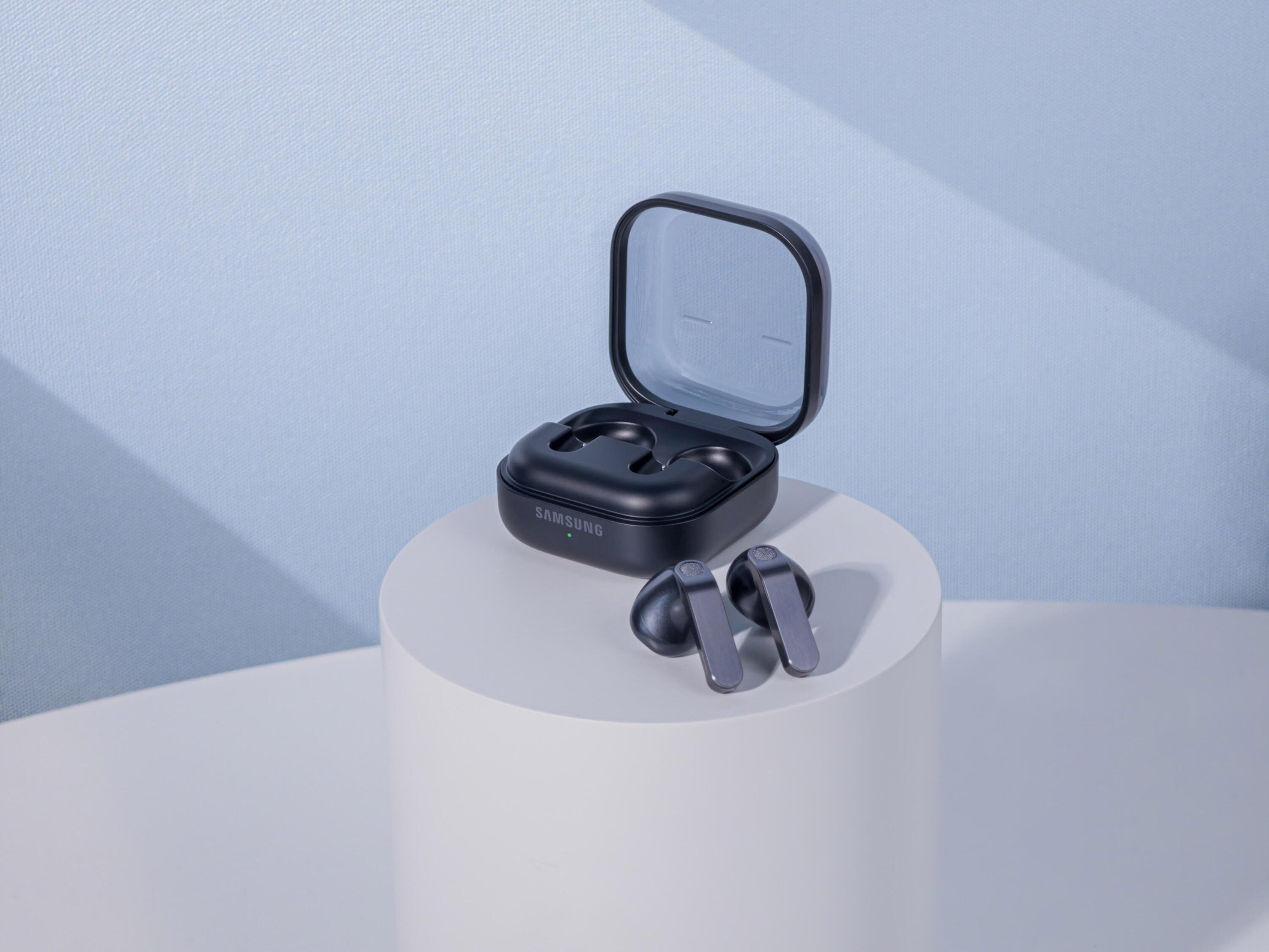 Galaxy Buds4 Draadloze oordopjes met Bluetooth + €30 Cashback 6/9