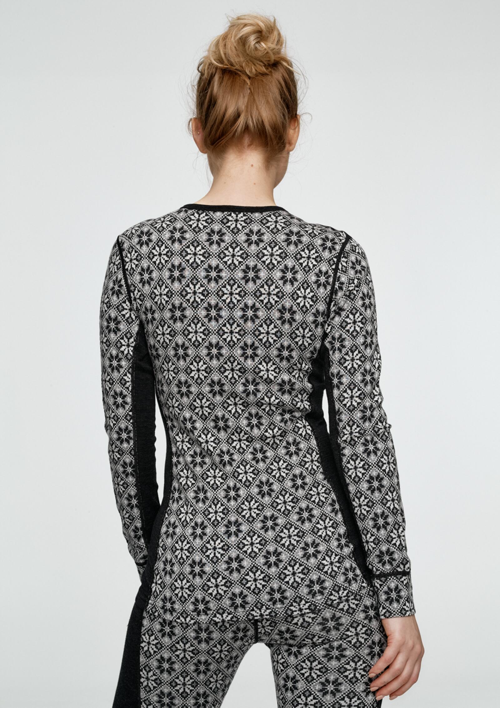 KARI TRAA Rose LS - Black 2/3