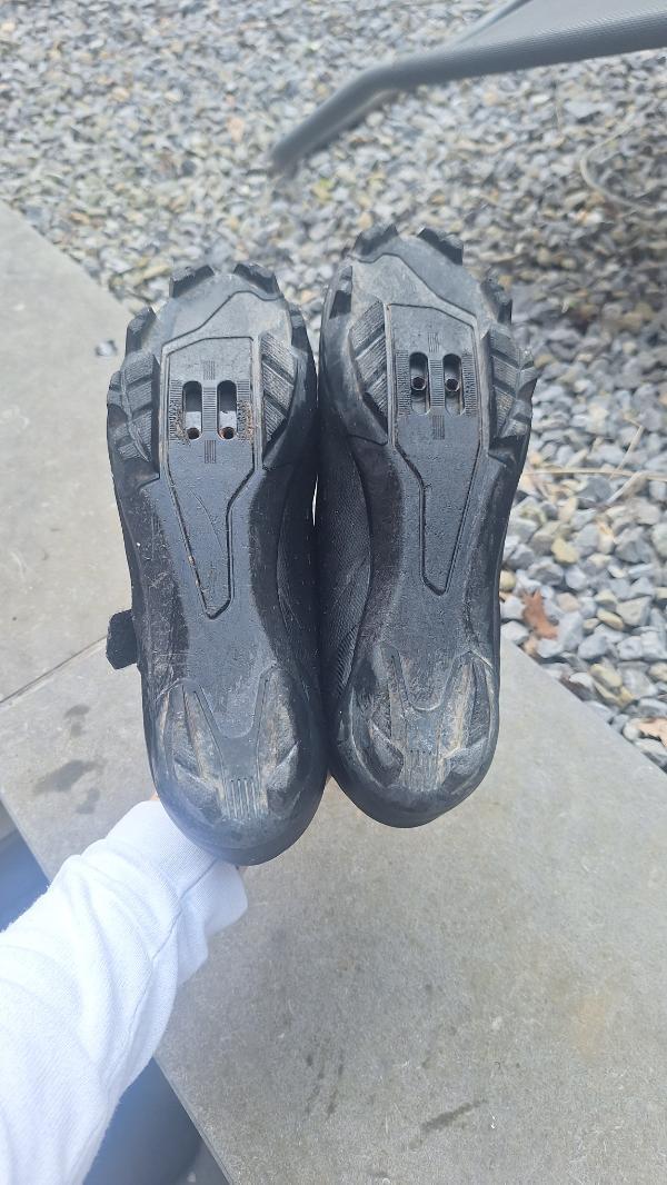 Entre Particuliers - Chaussures VTT RACE 700 noir - ROCKRIDER 3/4