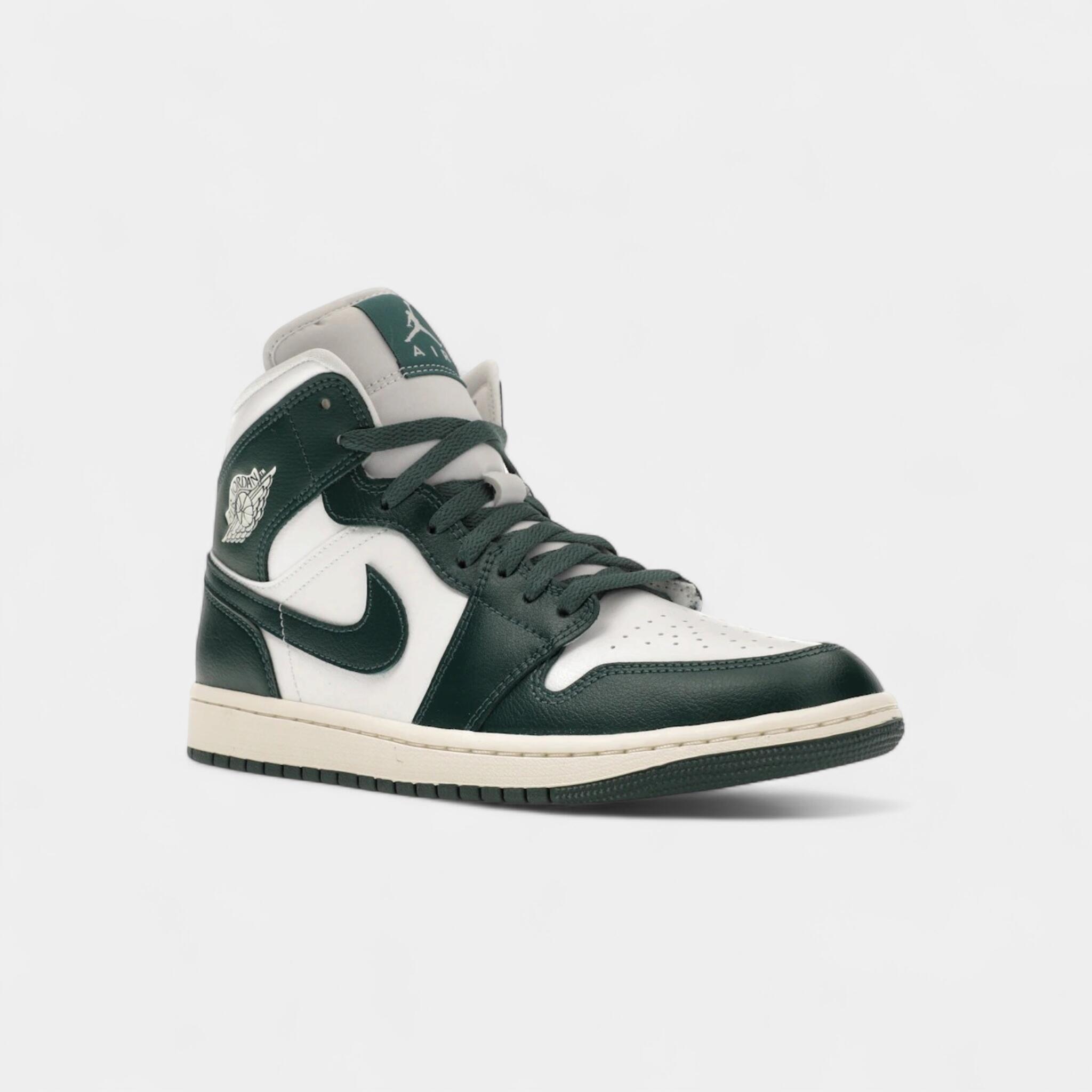Jordan 1 Mid Oxidised Green (Women's) 2/4