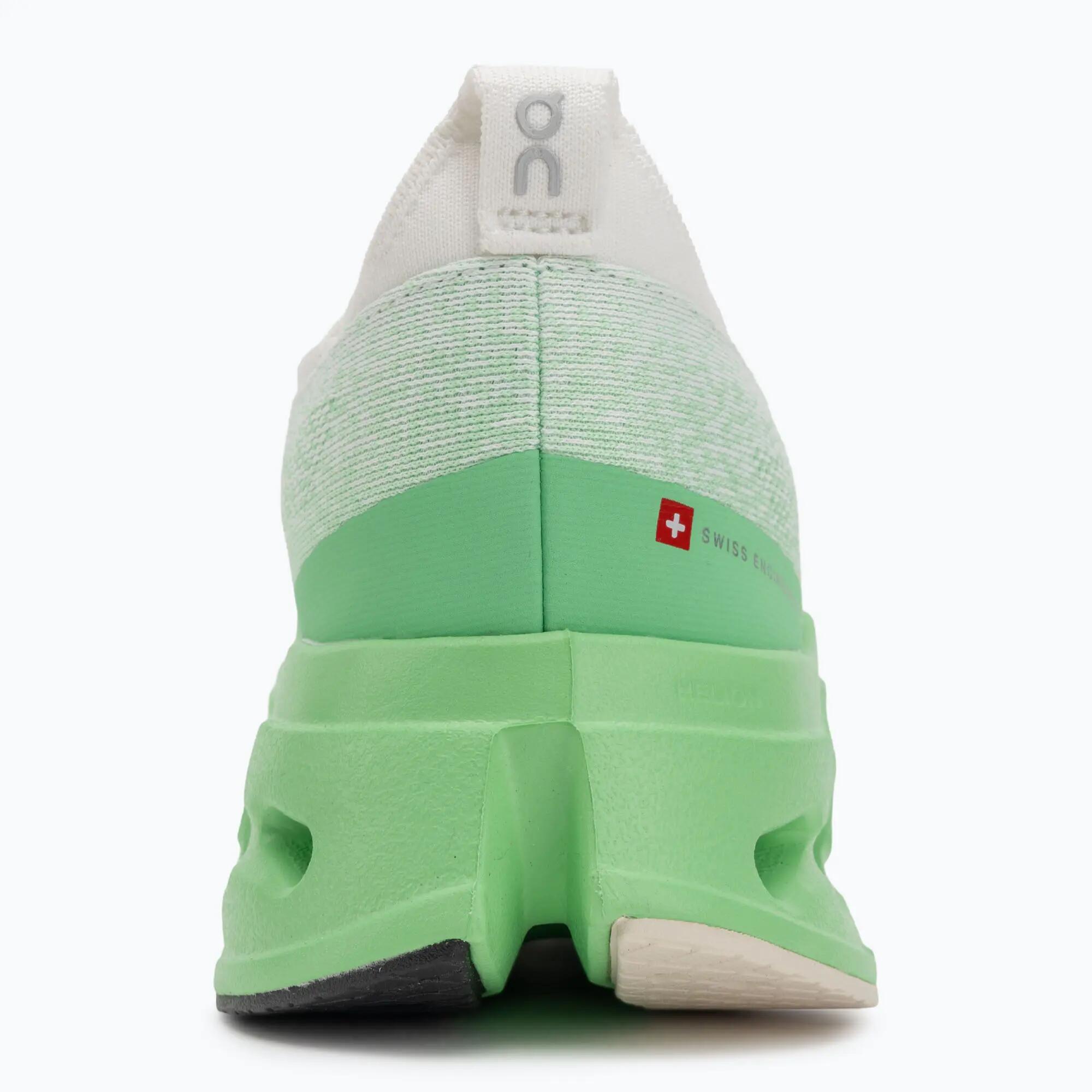 Chaussures de running On 6/7