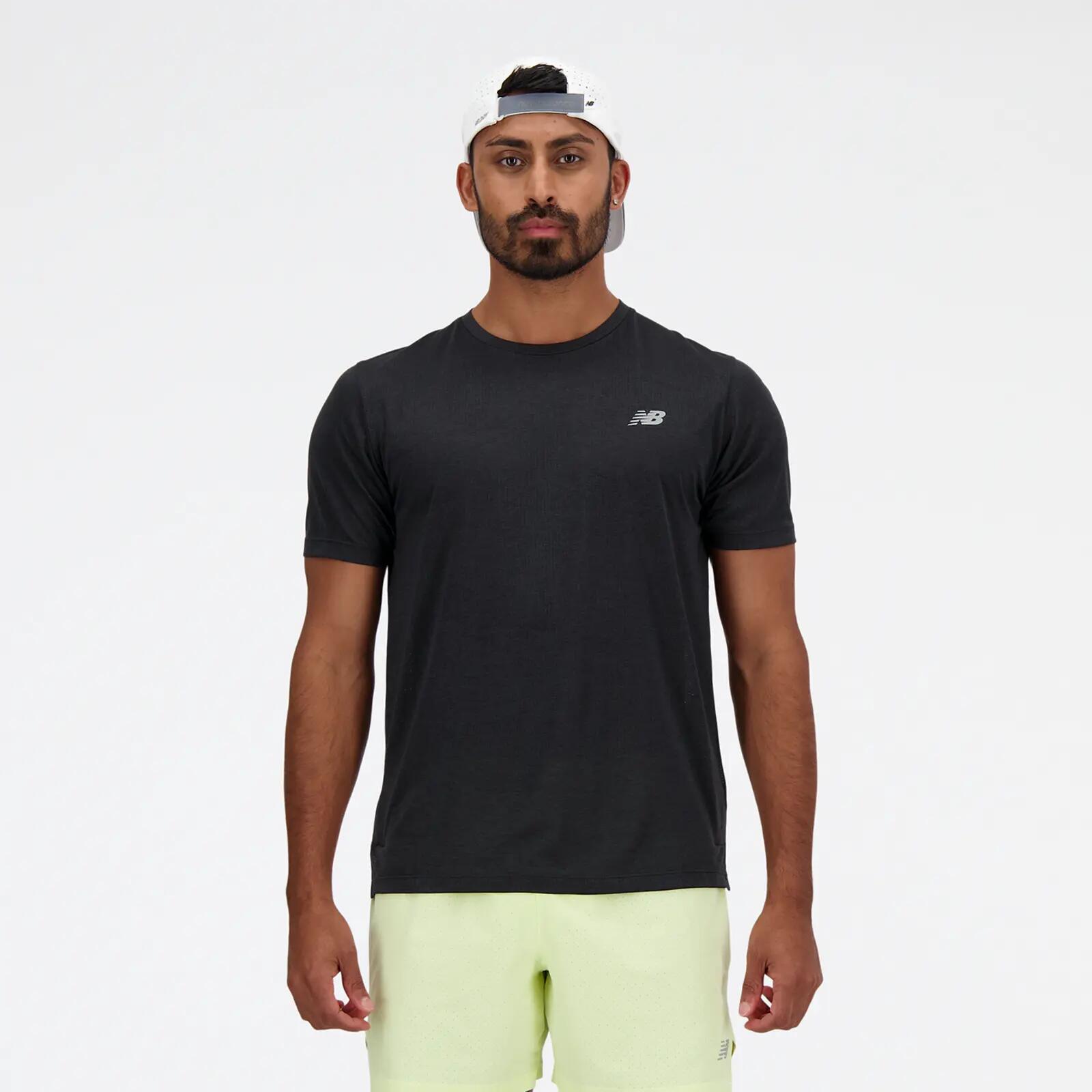 NEW BALANCE picture