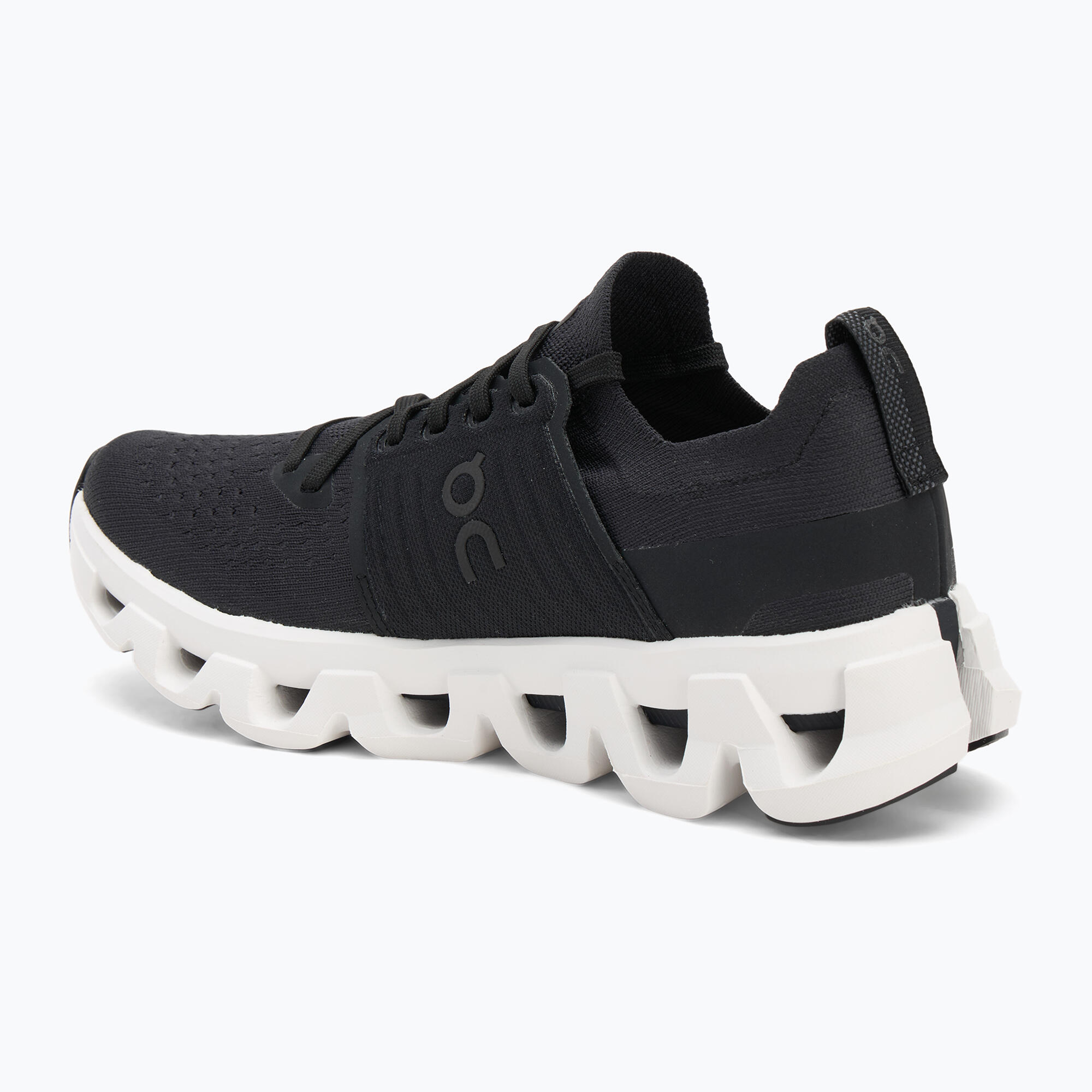 Buty do biegania damskie On Cloudswift 4 black/white 3/7