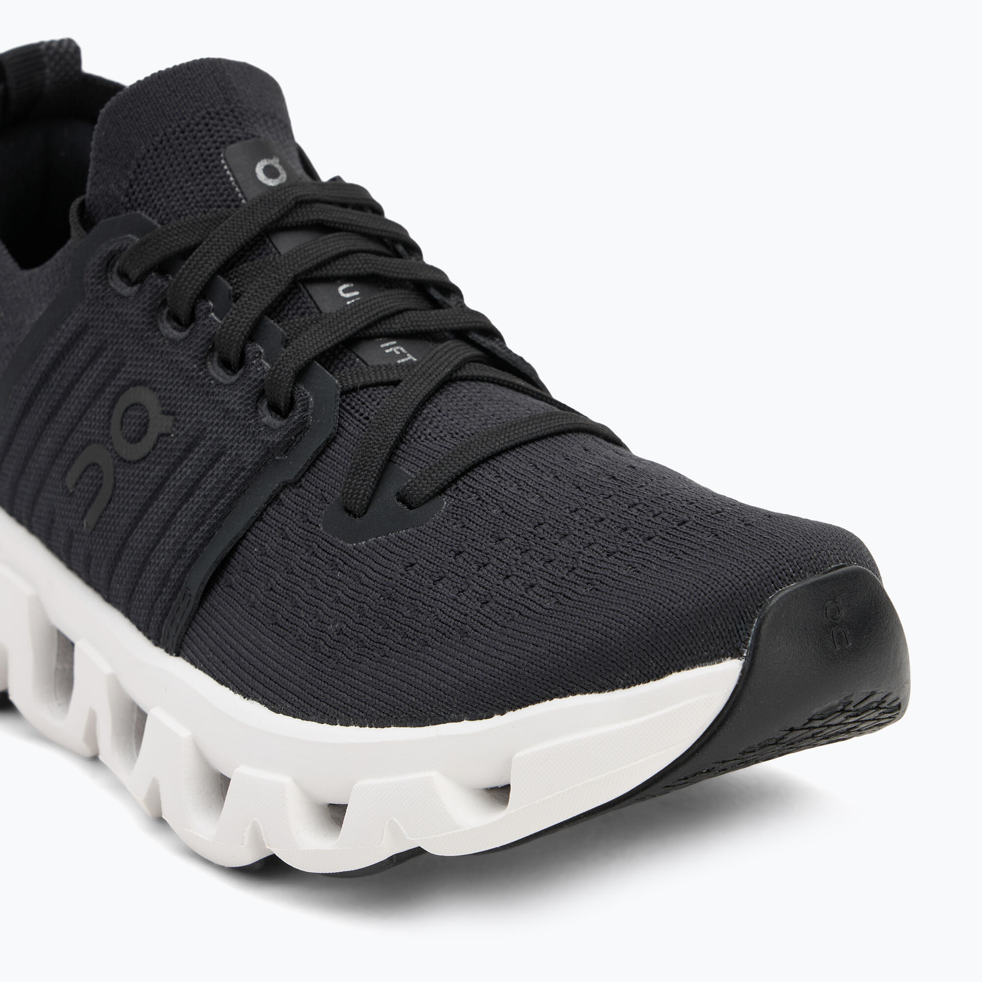 Buty do biegania damskie On Cloudswift 4 black/white 7/7