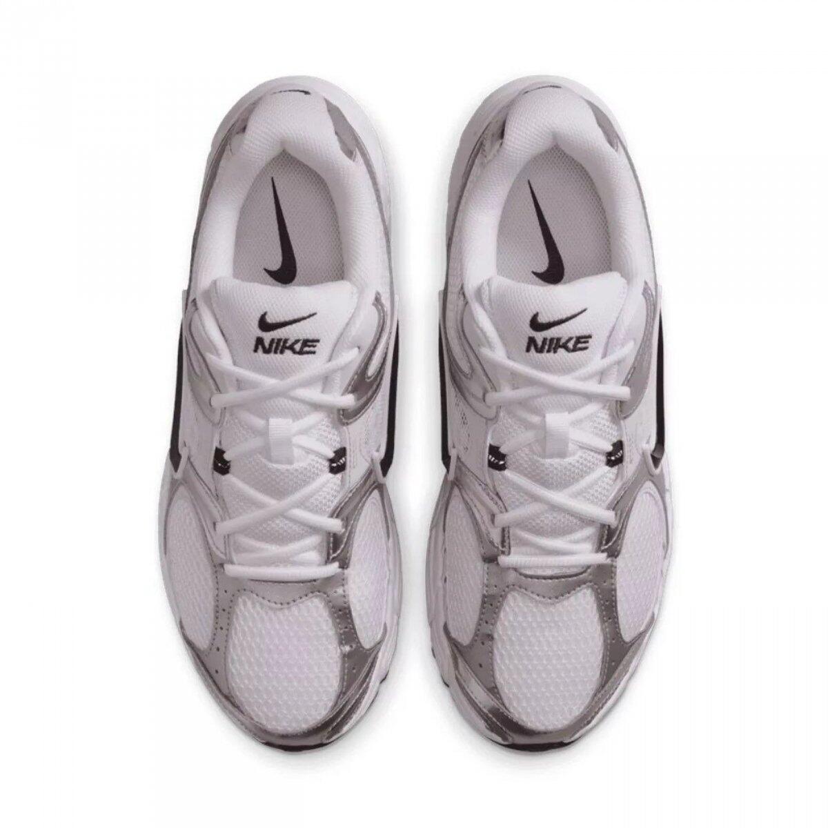Buty męskie Nike V5 RNR białe 4/5