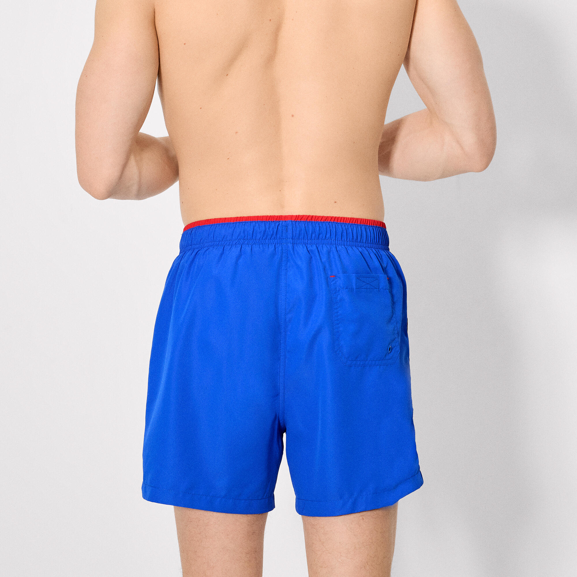 Demi-maillot de bain avec détail bleu à la taille 2/5
