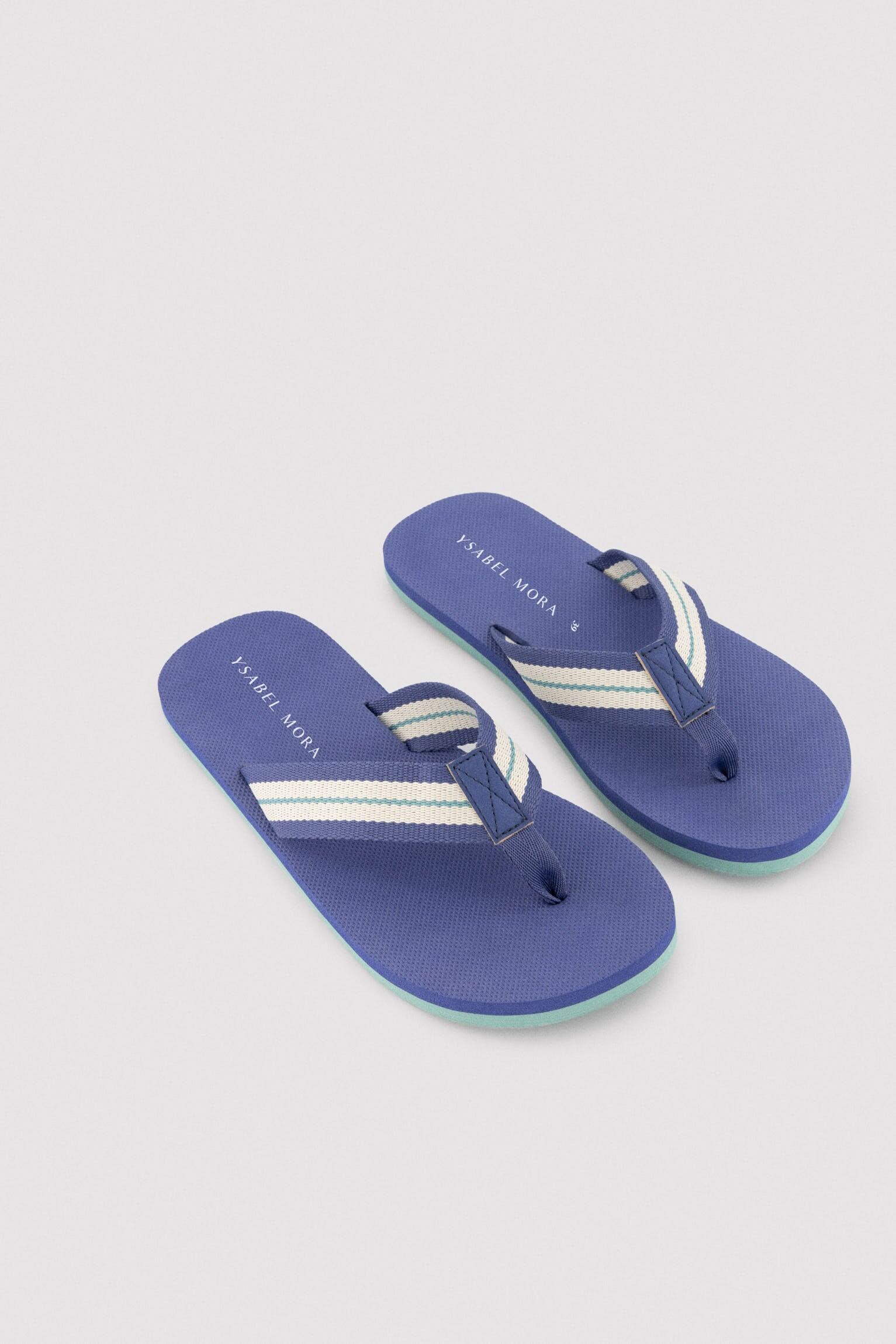 Tongs pour hommes à rayures bleues contrastantes 2/4