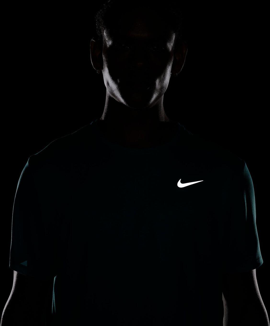 Maglia a maniche corte Nike Dri-Fit UV Miler Uomo Blu 6/6