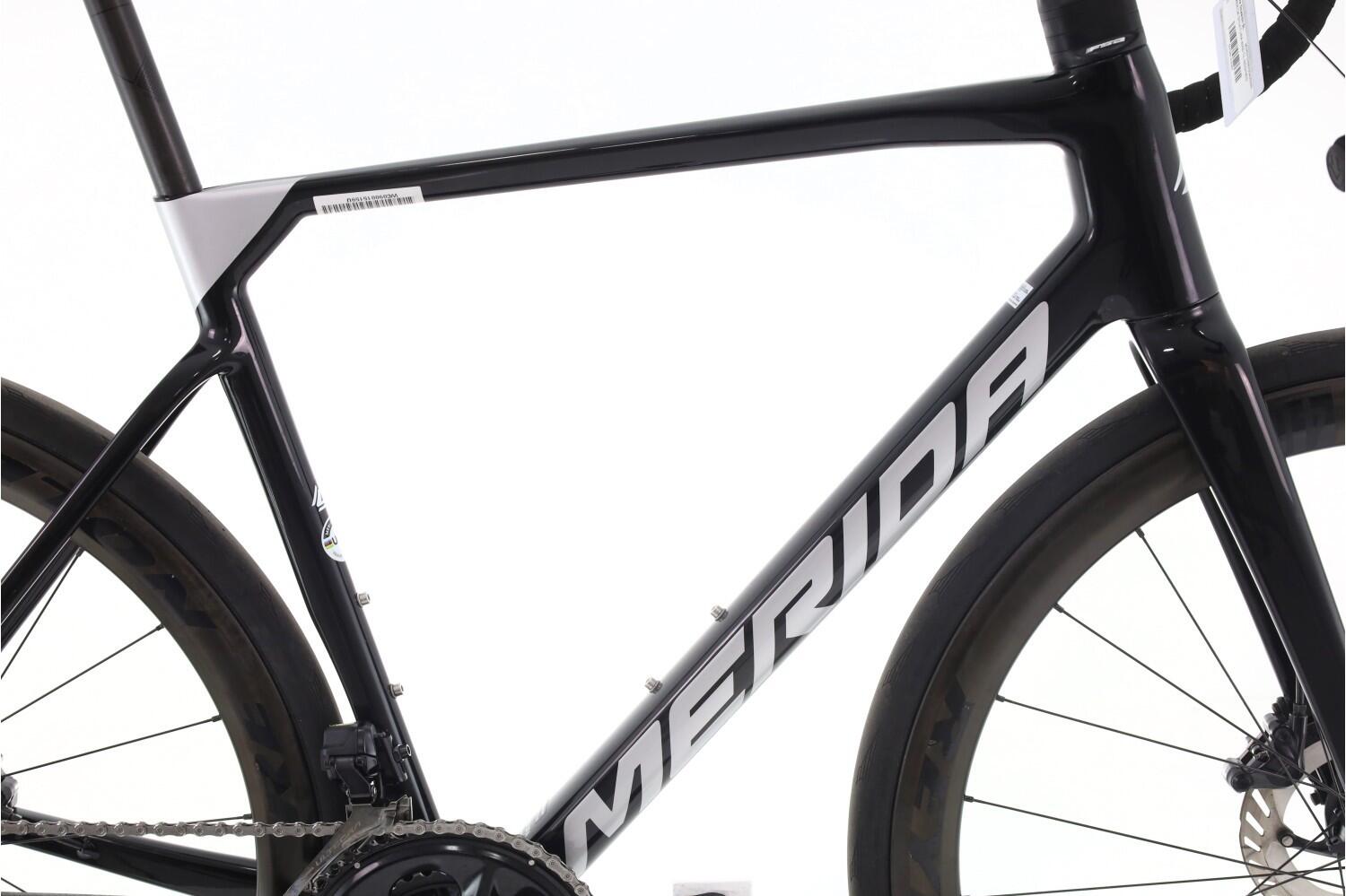 Bici strada ricondizionata ·  Scultura 8000 Di2 12V · Ottimo stato 2/8
