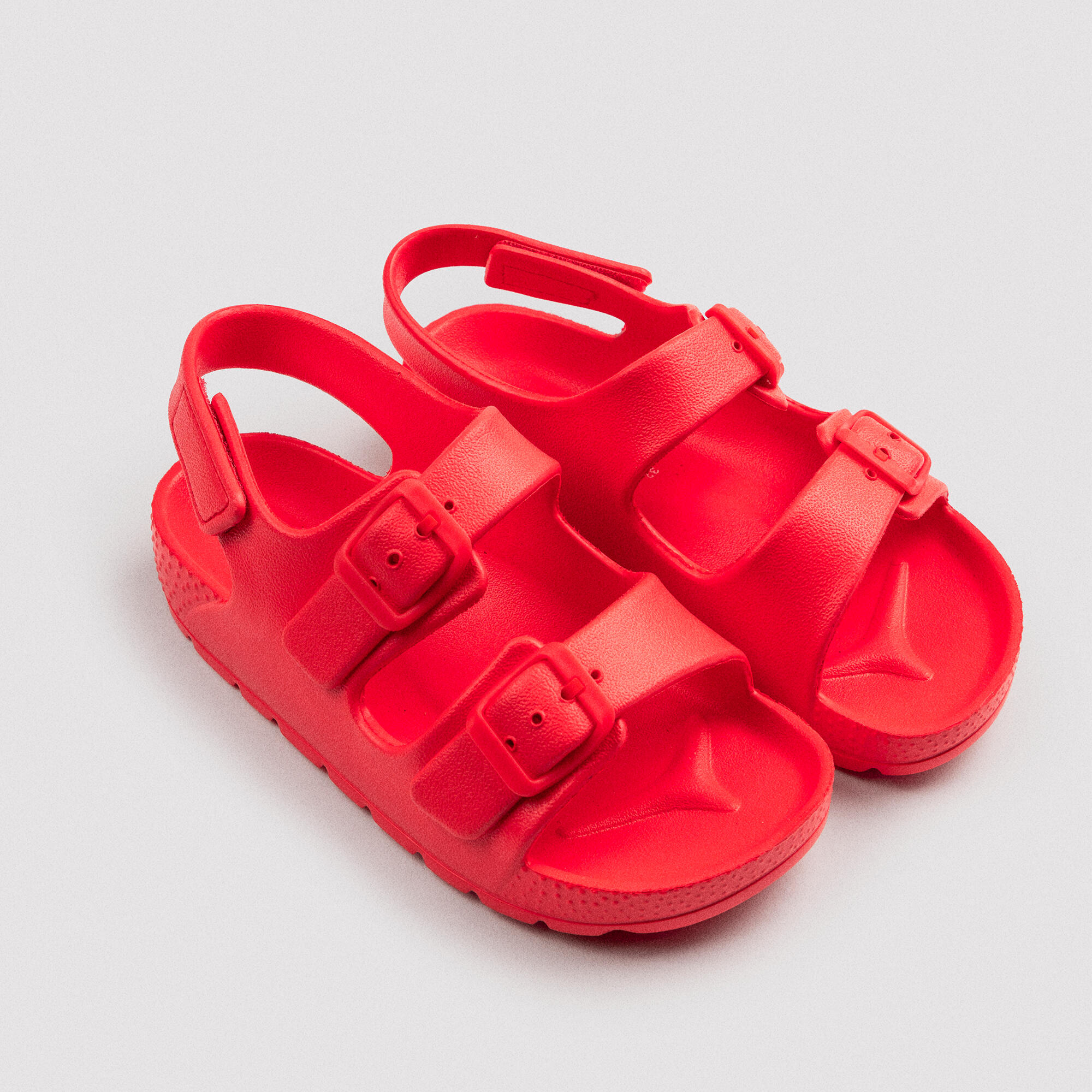 Tongs pour enfants avec boucles réglables et velcro rouge 2/3
