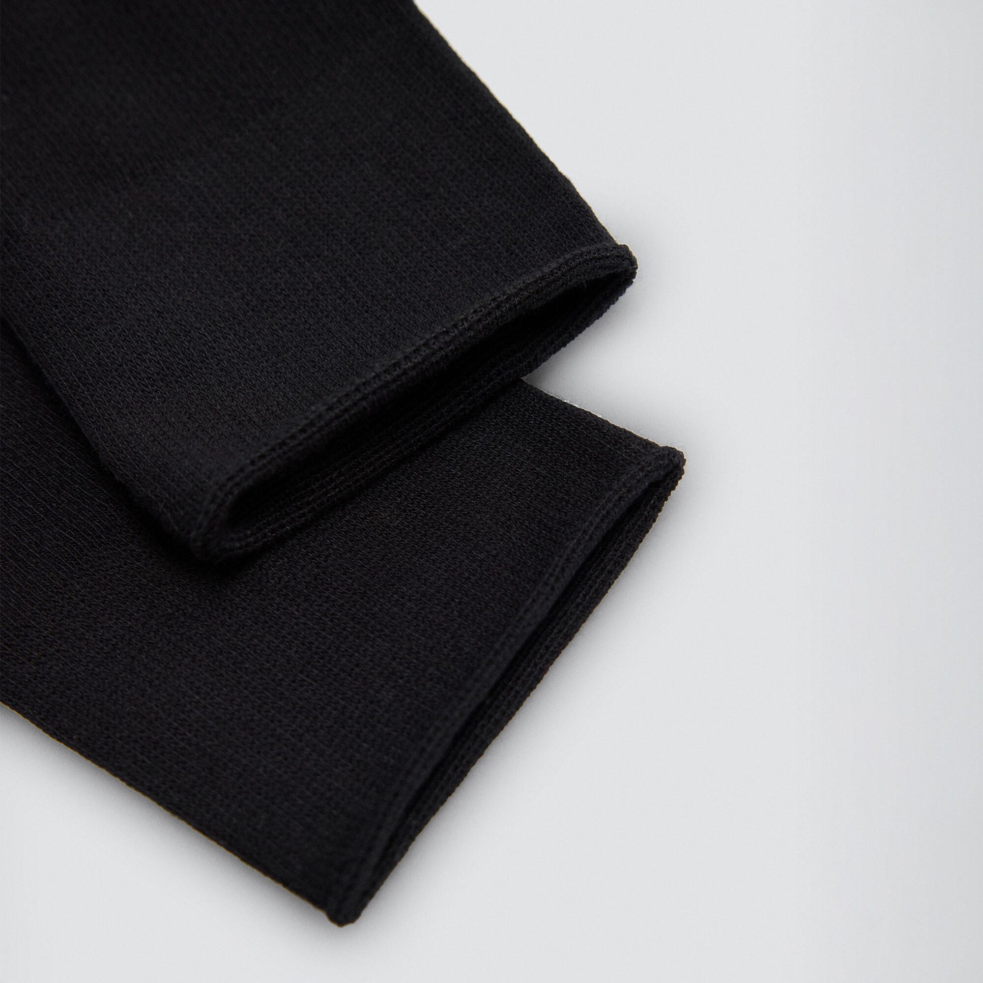 Lot de 3 chaussettes noires unies basiques montantes jusqu'aux genoux 2/2