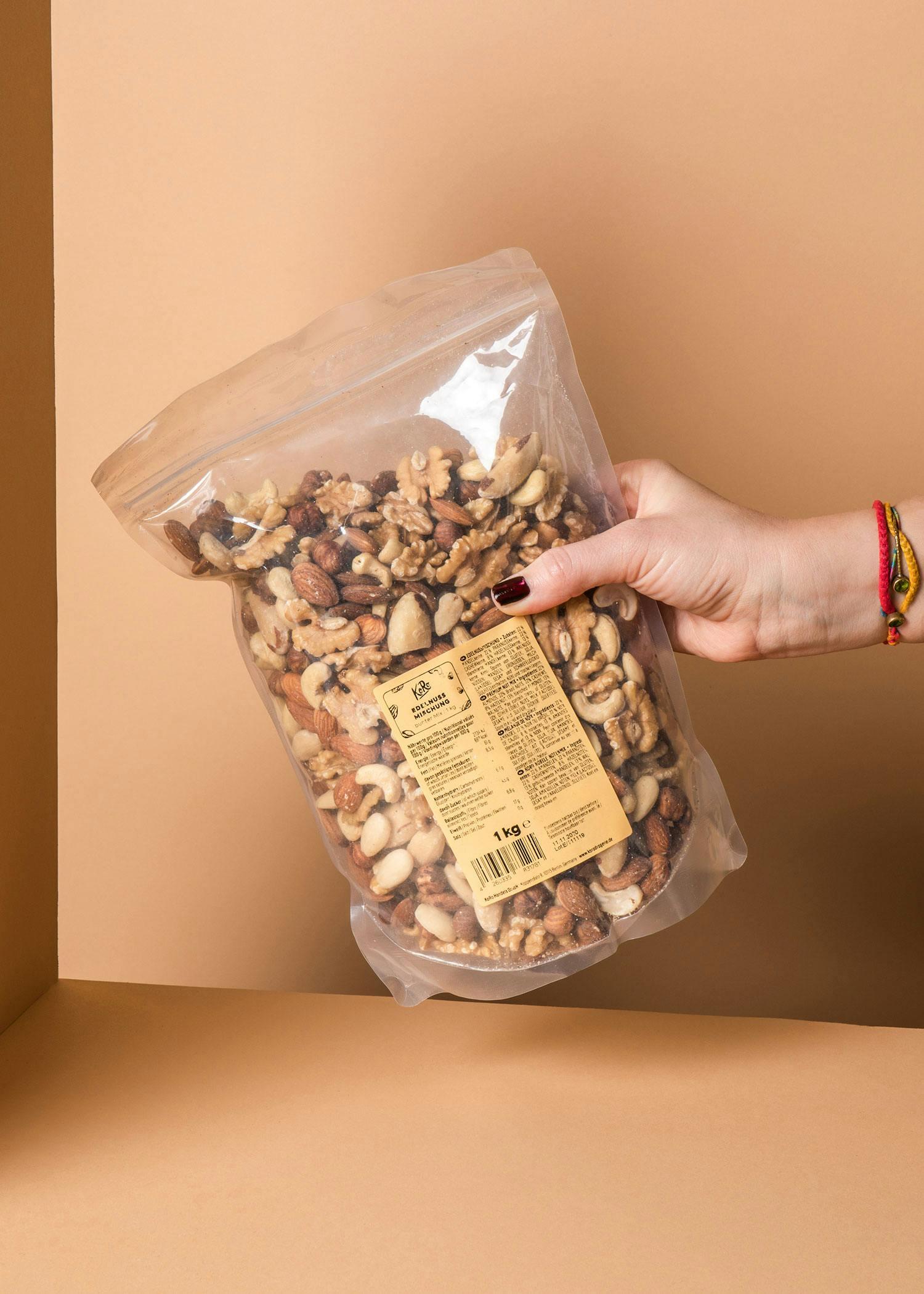 Mélange de noix Premium 1 kg 2/6