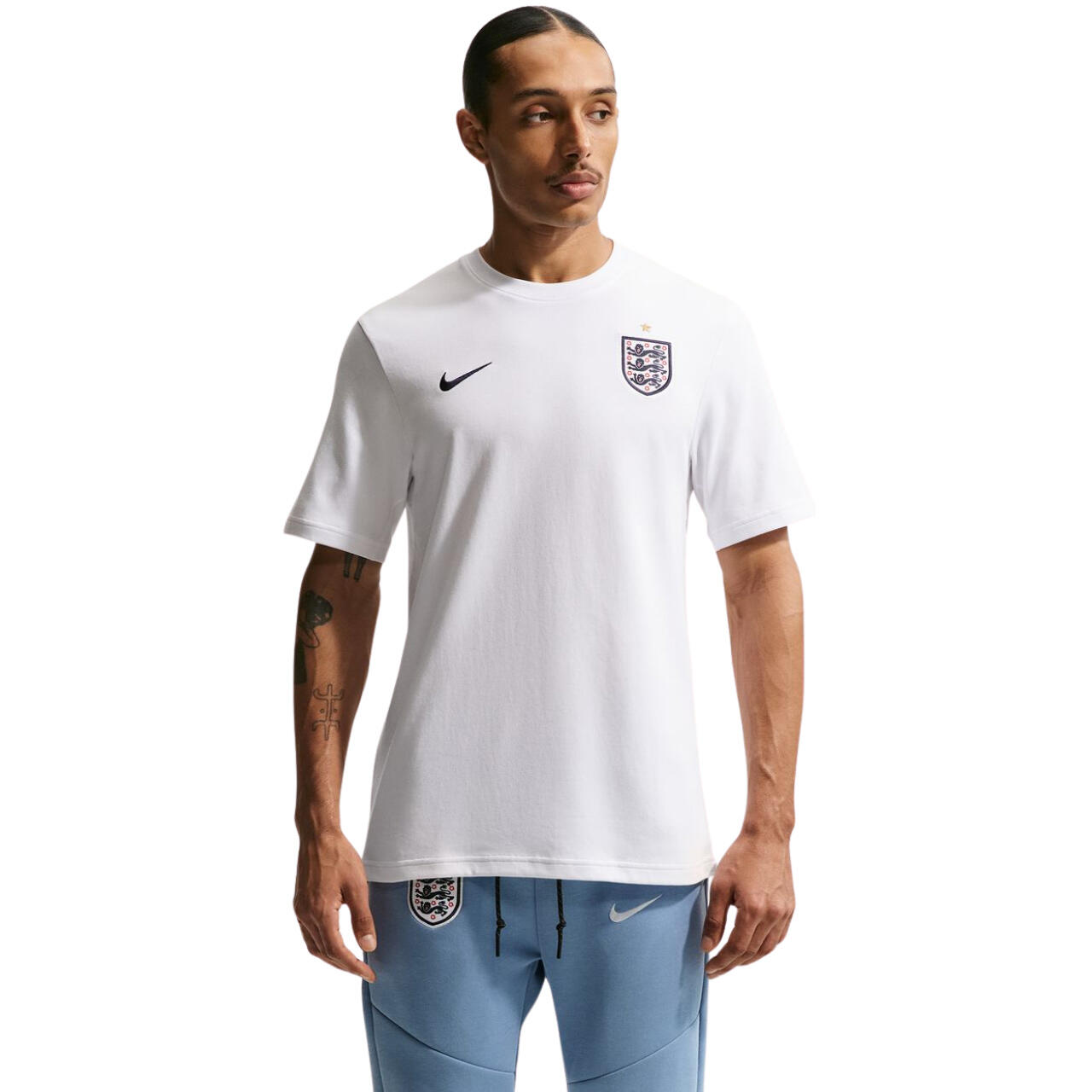 NIKE picture