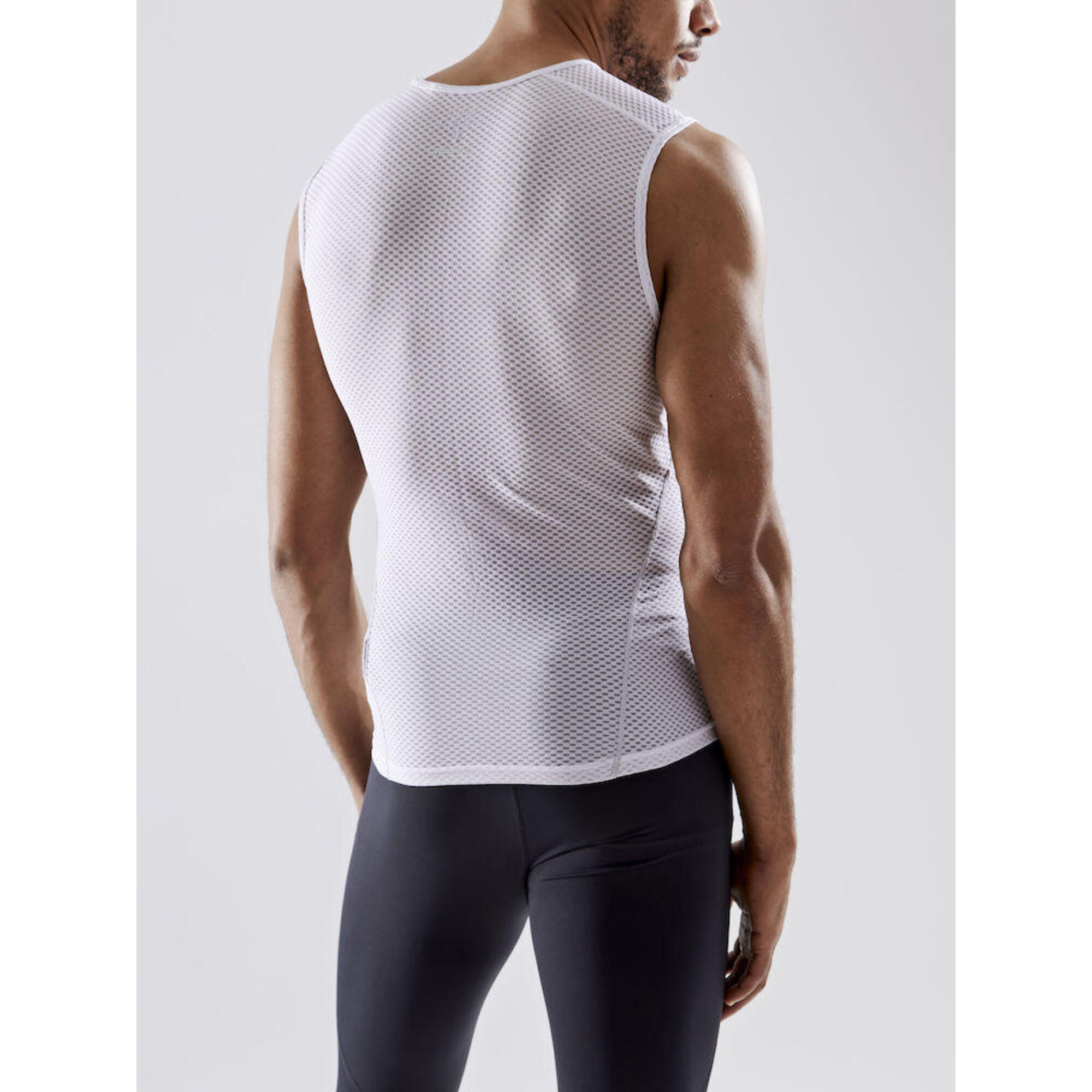 COOL MESH SUPERLIGHT SLEEVELESS BASELAYER MEN BLACK CRAFT Decathlon