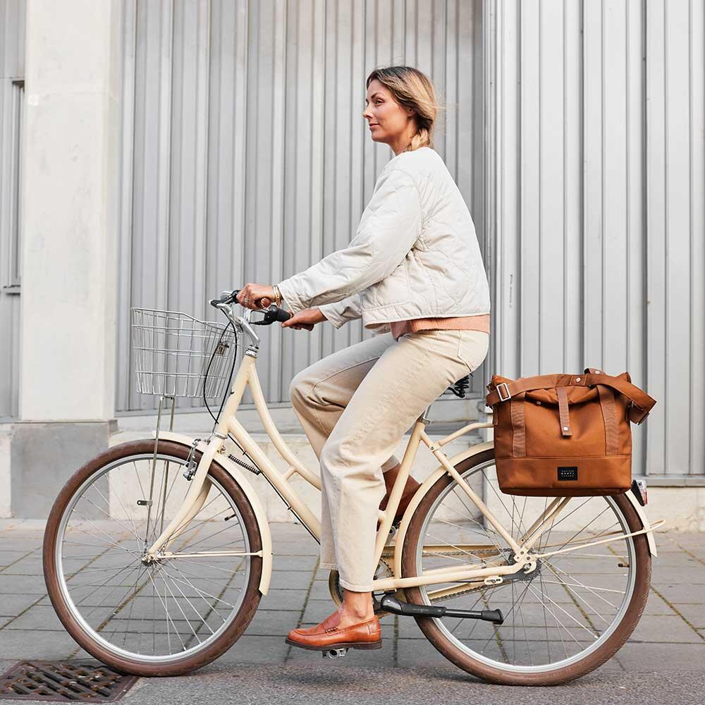 Weathergoods Sweden CITY Bike Satchel Caramel 2/7