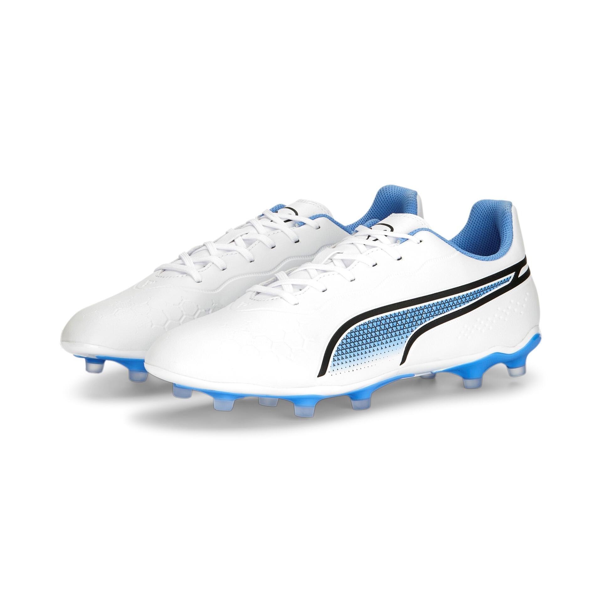 Scarpe da calcio Puma modello 107257-01 per unisex 5/6