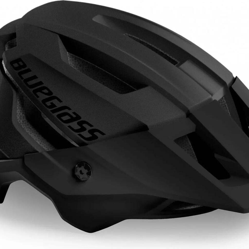 Bluegrass Rogue Helmet Black