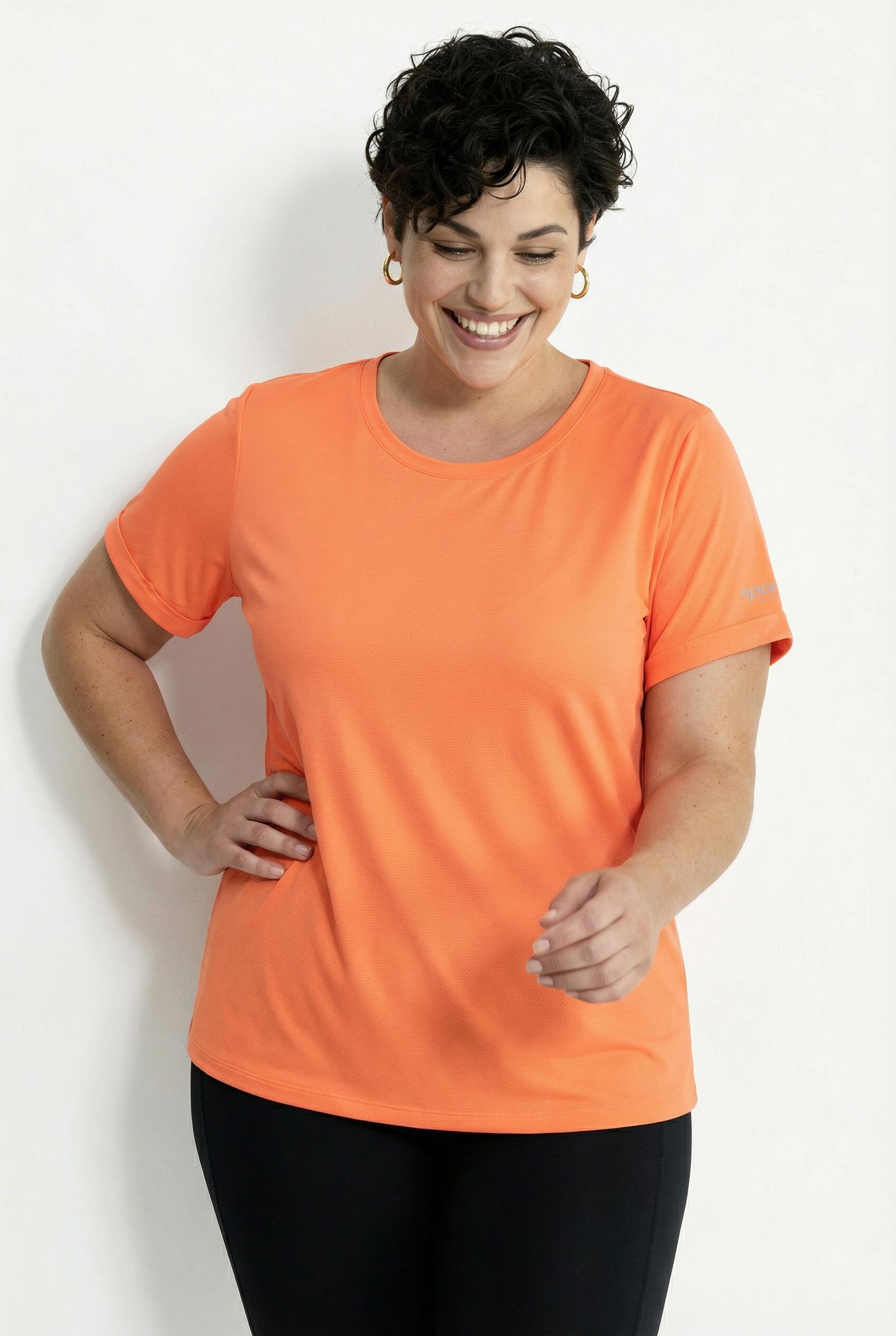 Femme T-shirt technique UV 50+. Col rond et manches courtes. Matière recyclée 5/7