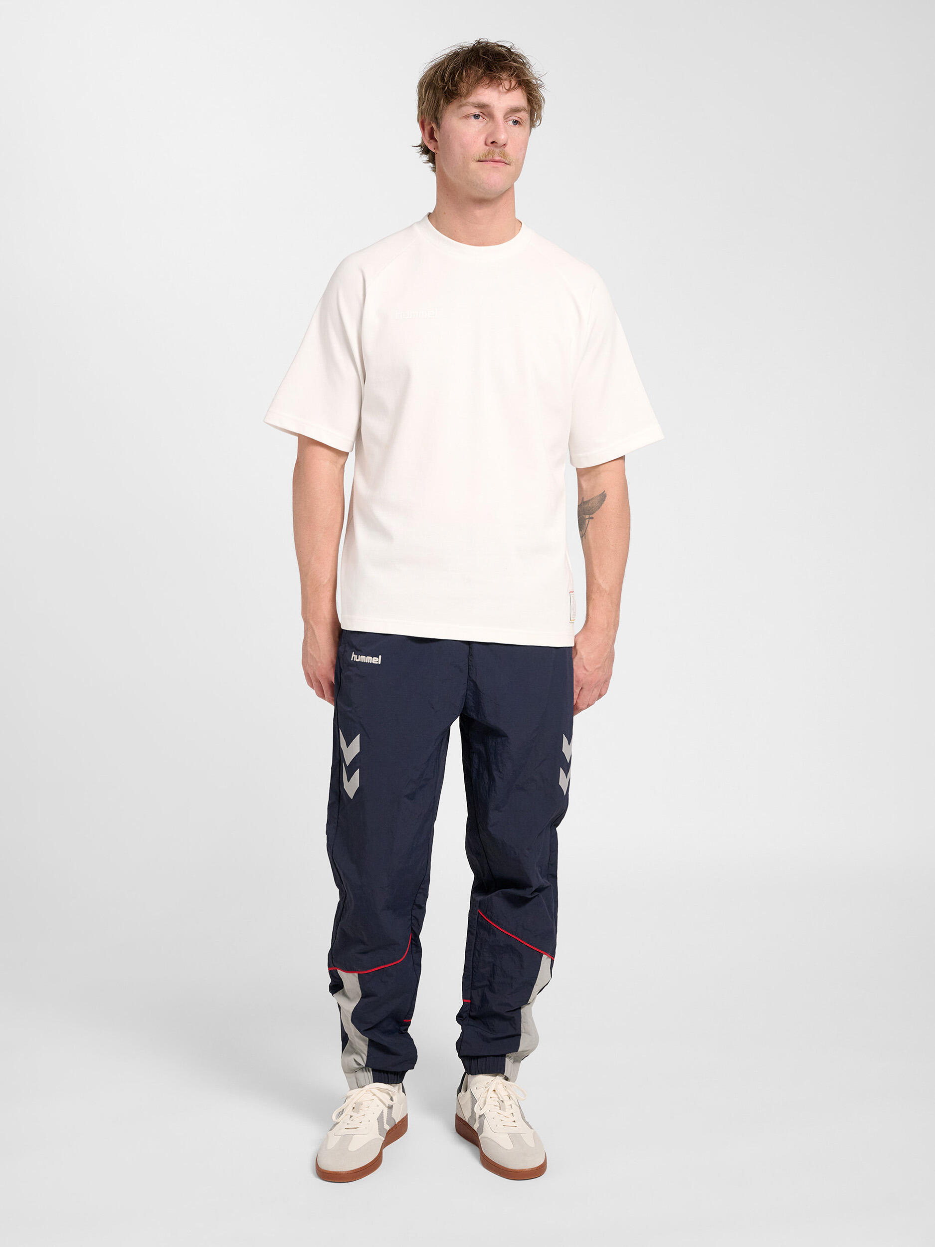 Enfiler T-Shirt Hmlworld Adulte 3/7