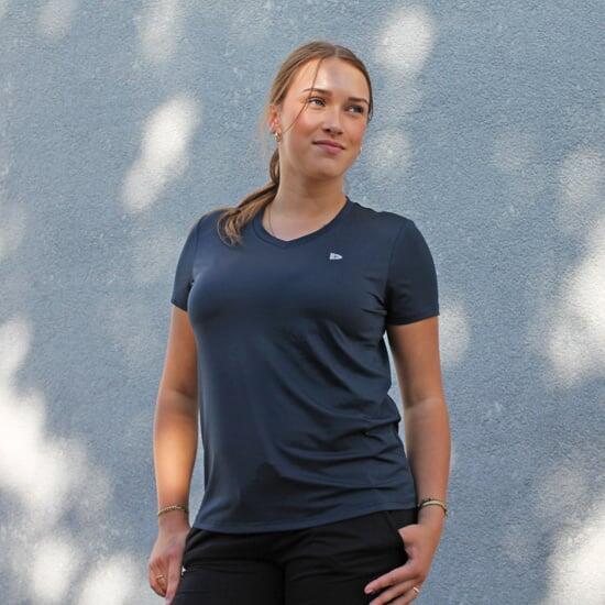 Damen-Multisport-T-Shirt mit V-Ausschnitt, Vera Cool Dry 2/5