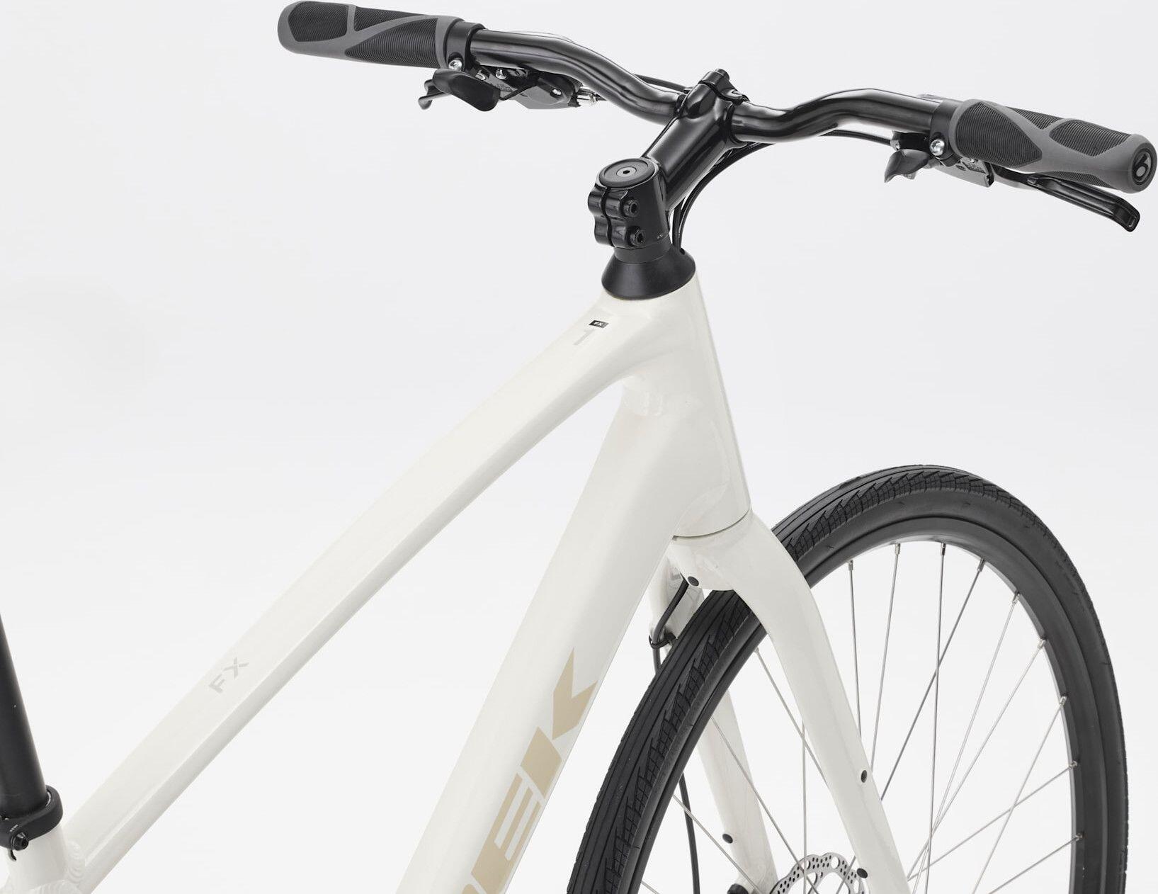 Bicicletta fitness Trek FX 1 Stepover Shimano Acera 8 velocità, 700 mm, bianca, 3/5