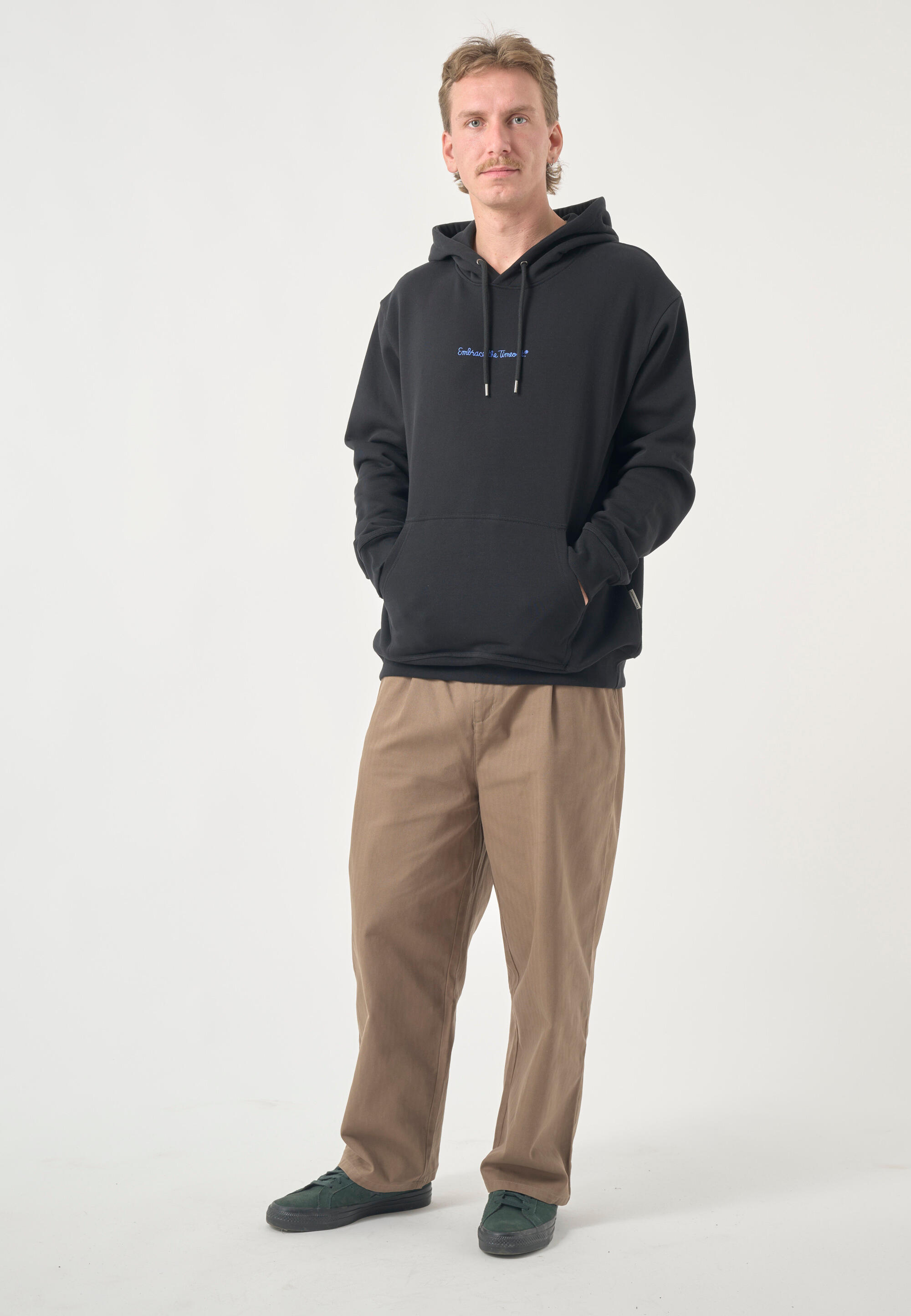 Sweatshirt Classic Hooded Embrace 4/5