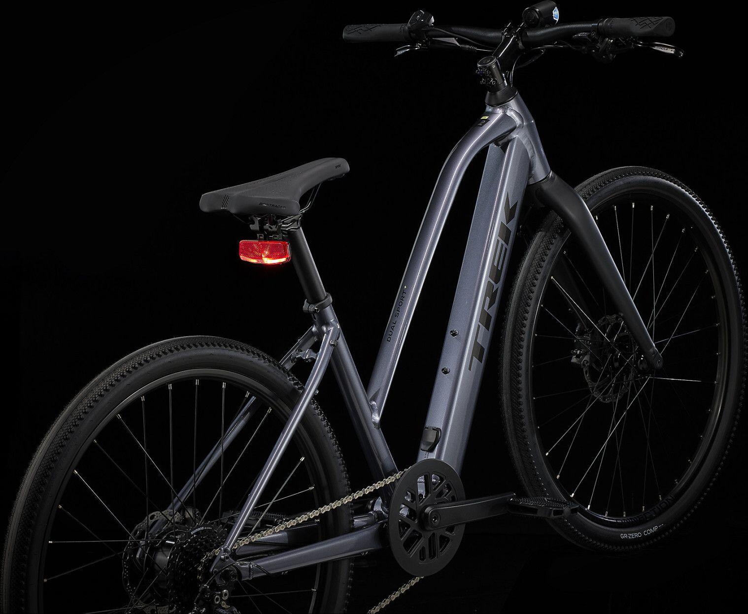 Trek Dual Sport+ 2 Stagger Shimano Altus 9V 250 Wh 650 mm Grigio  Bicicletta ele 3/7