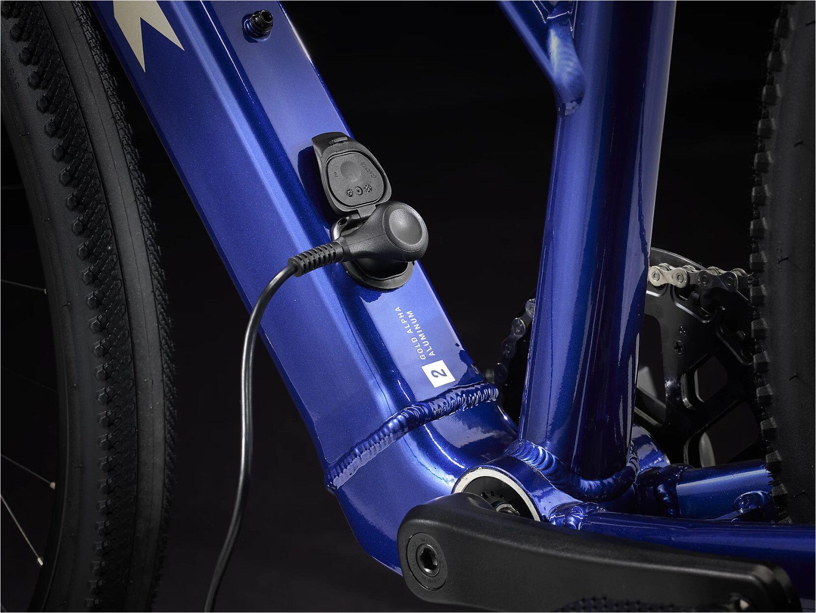 Trek Dual Sport+ 2 Stagger Bicicletta elettrica per il fitness Shimano Altus 9V 5/7