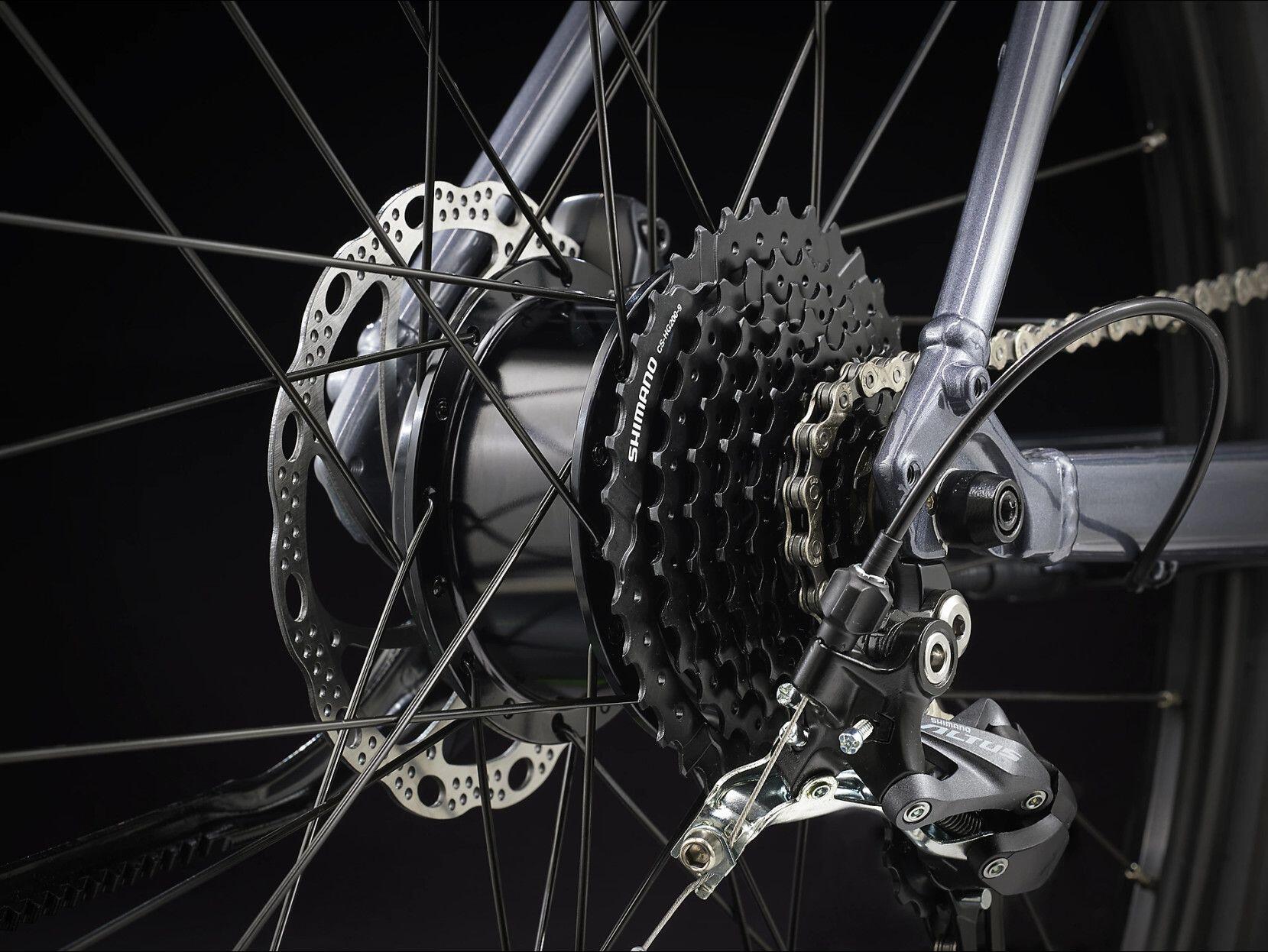 Trek Dual Sport+ 2 Stagger Shimano Altus 9V 250 Wh 650 mm Grigio  Bicicletta ele 4/7