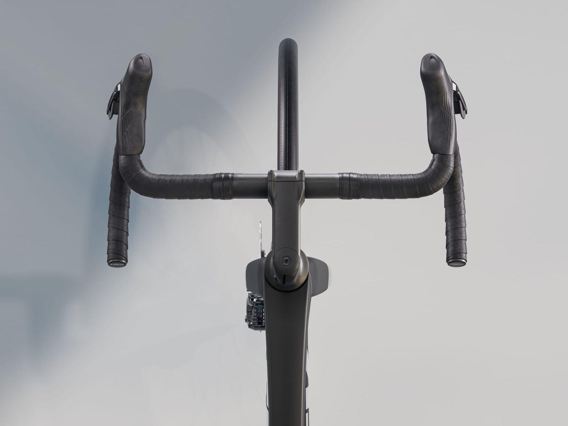 Trek Madone SL 6 racefiets met Shimano 105 Di2 12-speed, 700 mm, zwart, 8e gener 3/6