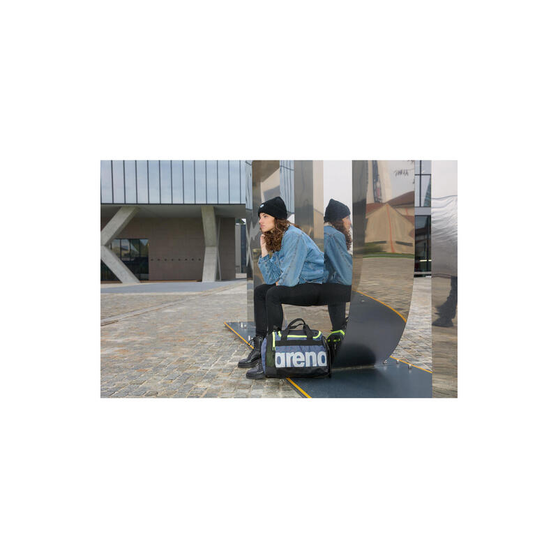 Geanta sport Arena Spiky III Duffle 25