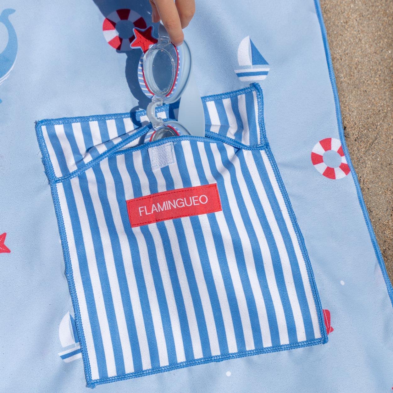 Serviette enfant microfibre à capuche bleue 3/7
