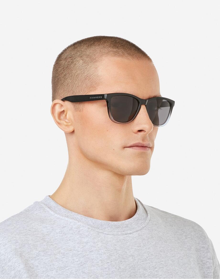 HAWKERS - Lunettes de soleil Homme et Femme ONE POLARIZED FUSION DARK 6/7