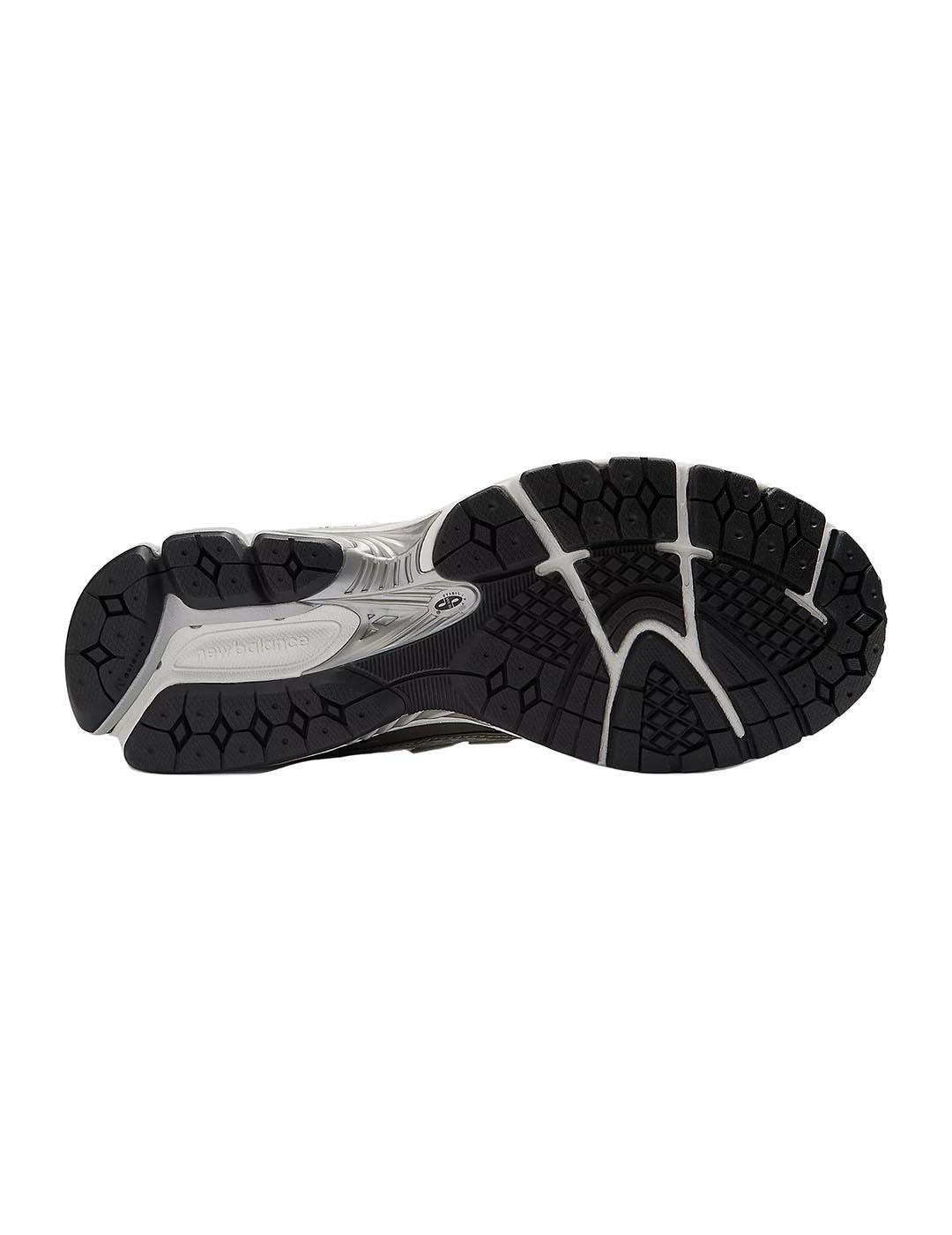 Chaussures  1906R Silver Black 6/6