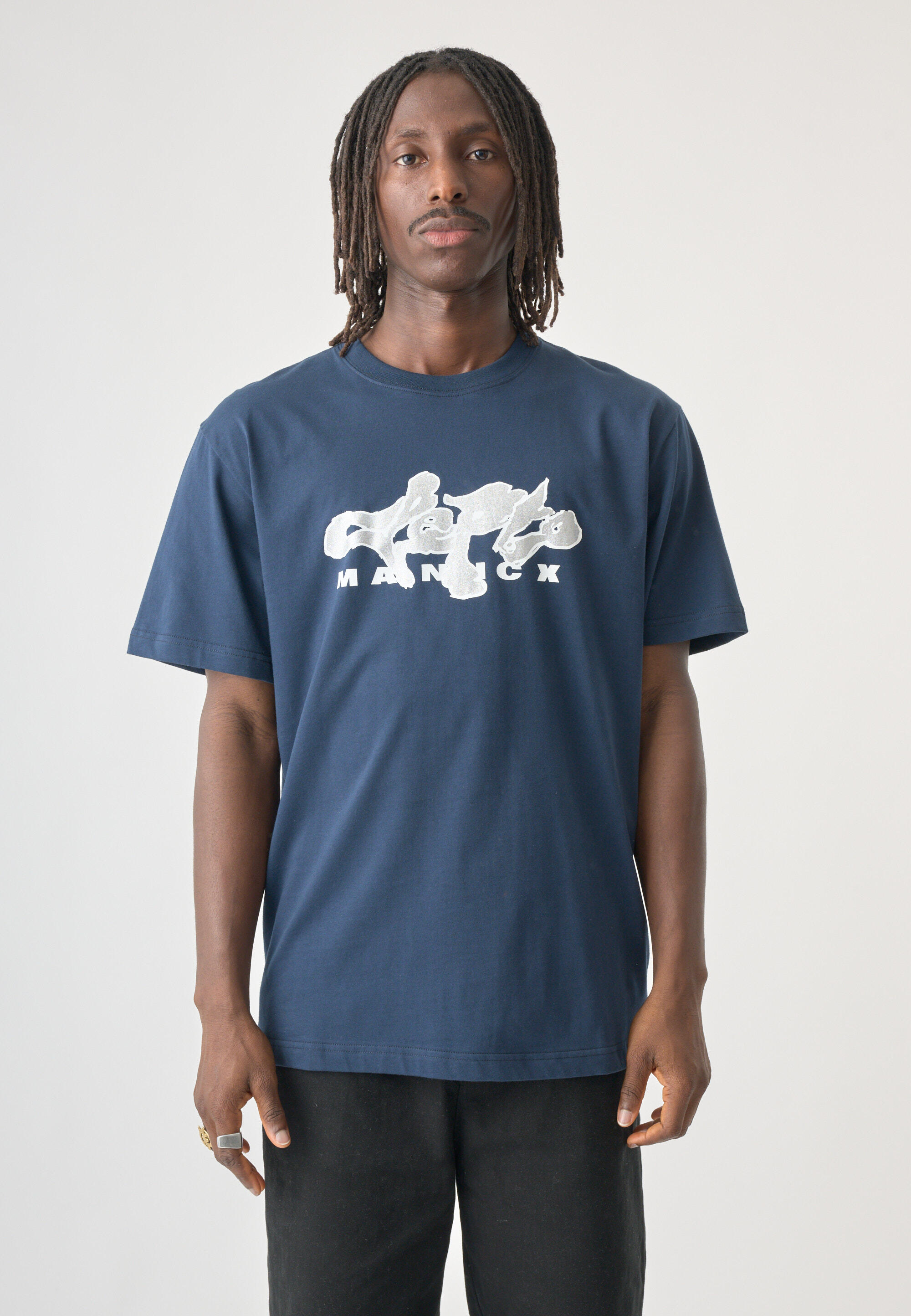 T-Shirt mit großem Frontprint 4/5