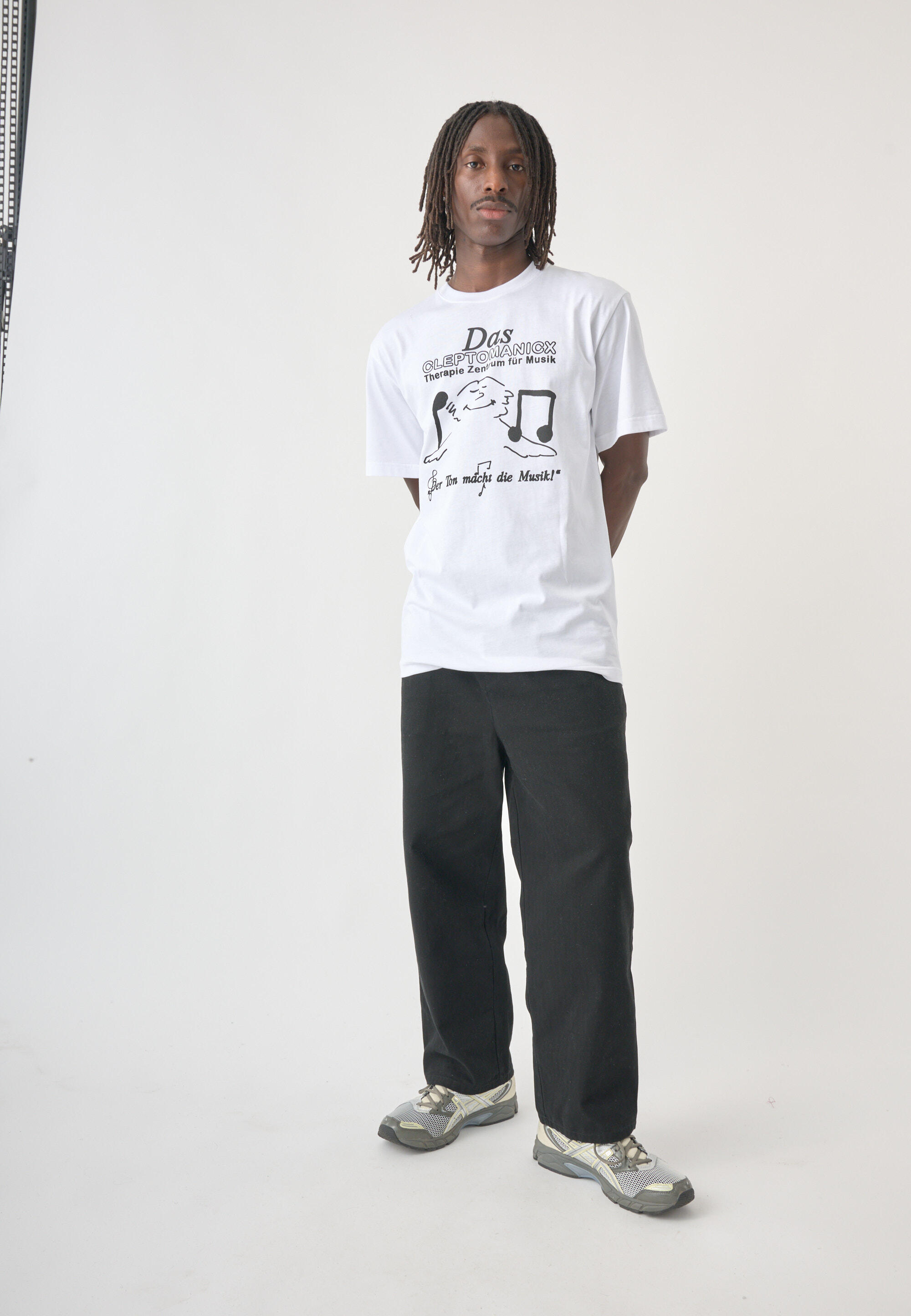 T-Shirt mit coolem Frontprint 2/5