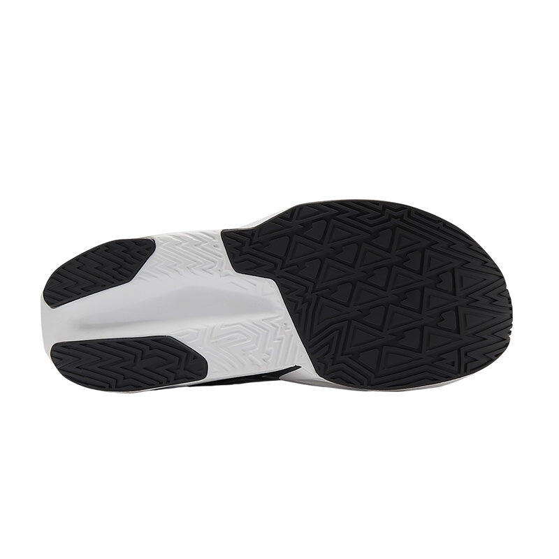 Ténis casual New Balance Rebel V5 NewBalance blk wht 5/6