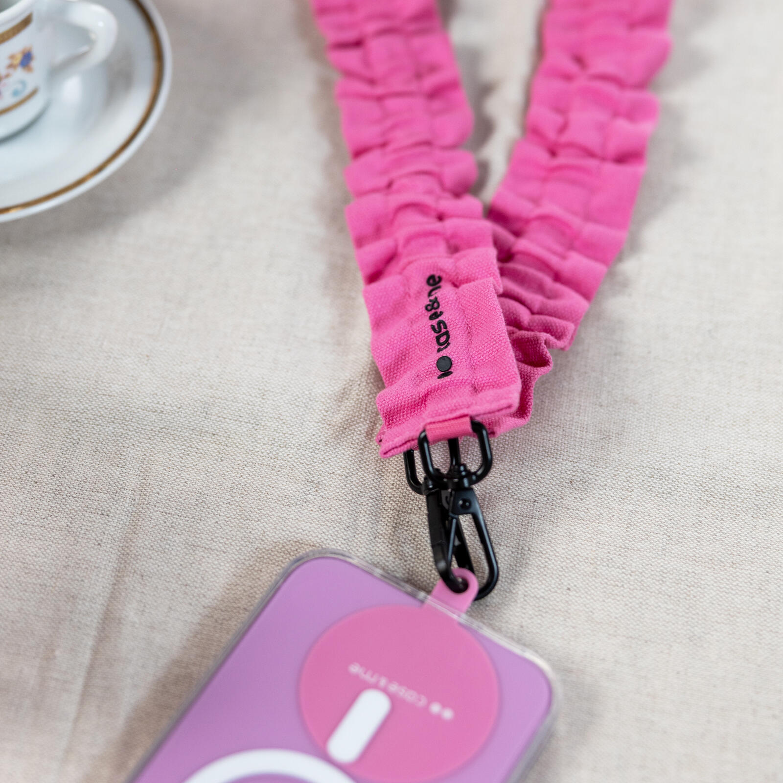 Lanière universelle pour smartphone en tissu à volants 5/5