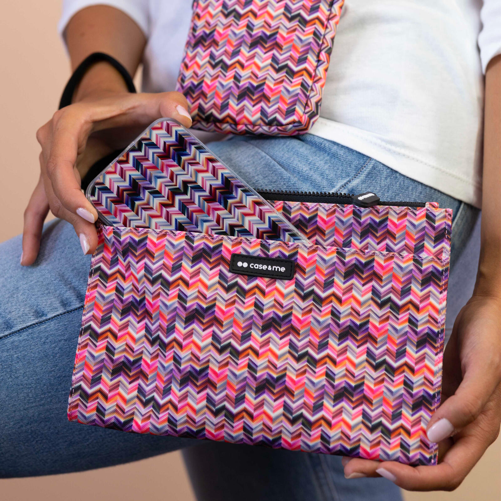 Sac zippé avec sangle 2/6