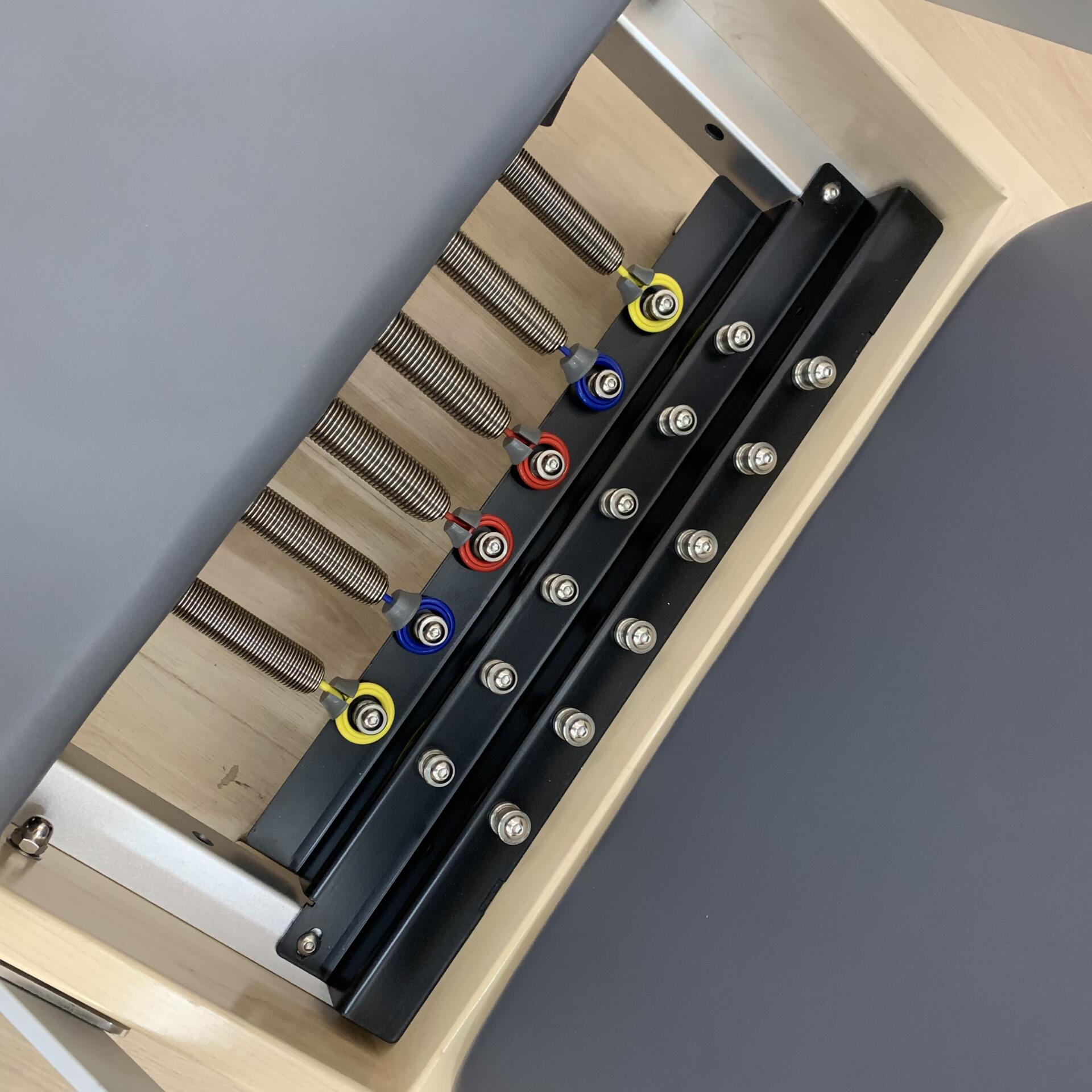 Pilates Reformer con half tower 4/5