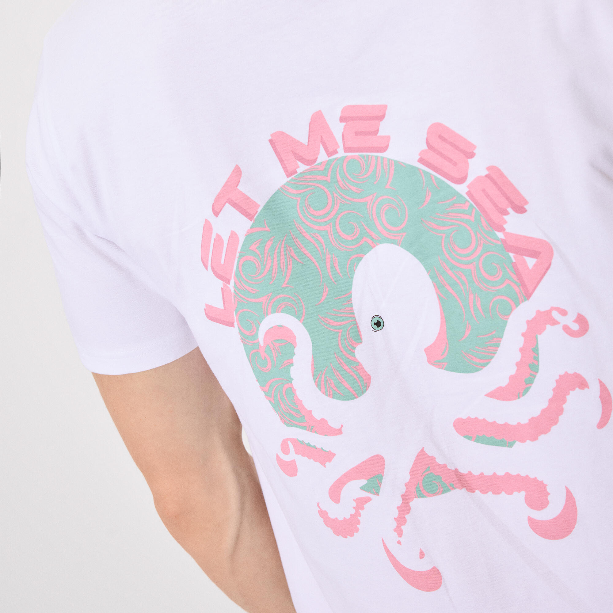 Laissez-moi voir un t-shirt blanc basique à manches courtes 3/5