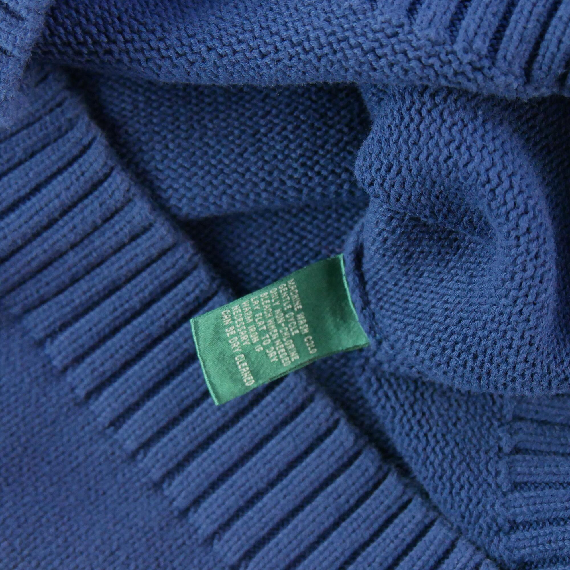 Women’s Navy Sweater 6/6