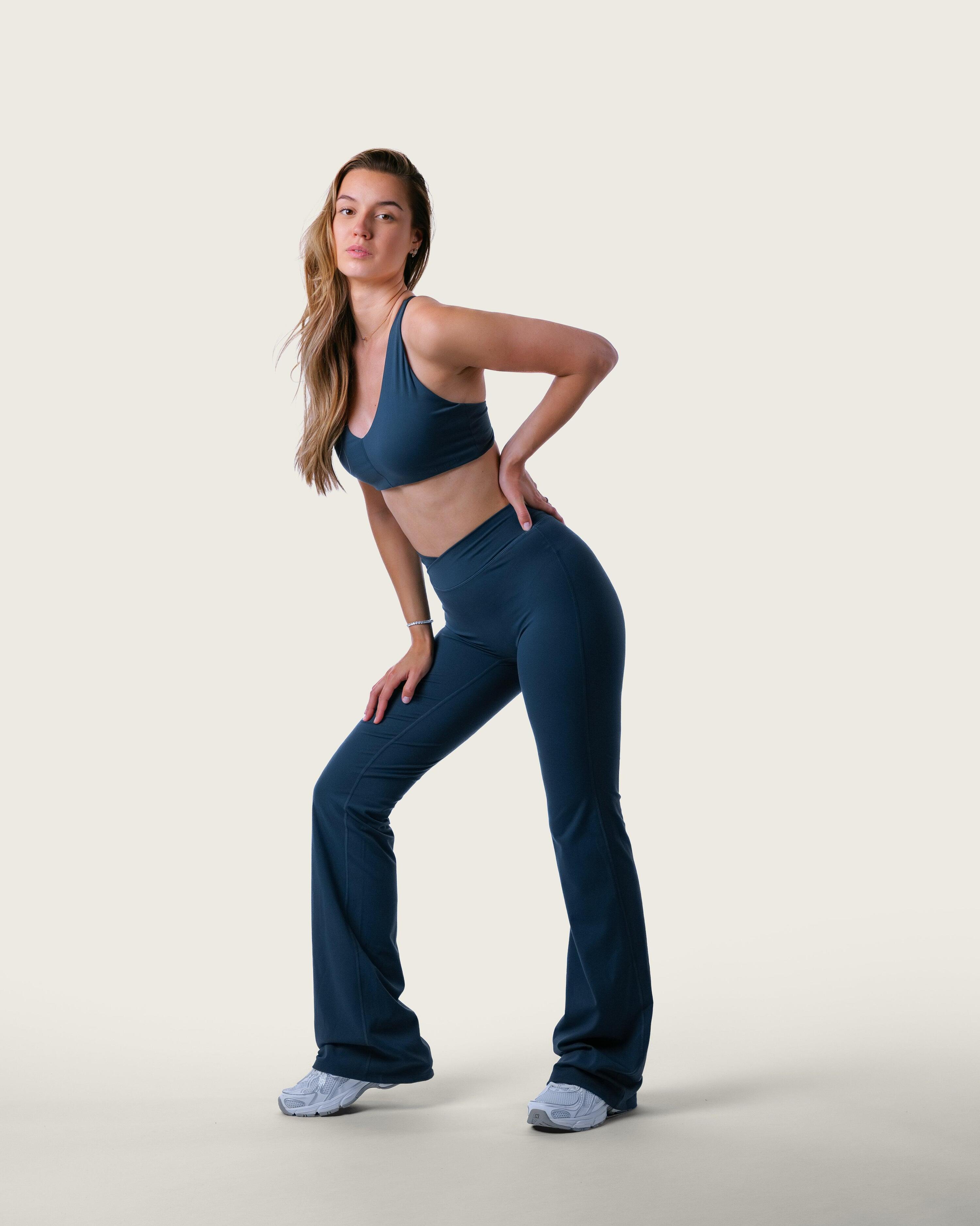 Dames scoop sportbeha gekruiste bandjes voor yoga en fitness – midnight 5/6