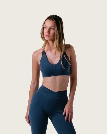 Brassière scoop femme bretelles croisées pour yoga et fitness – bleu nuit